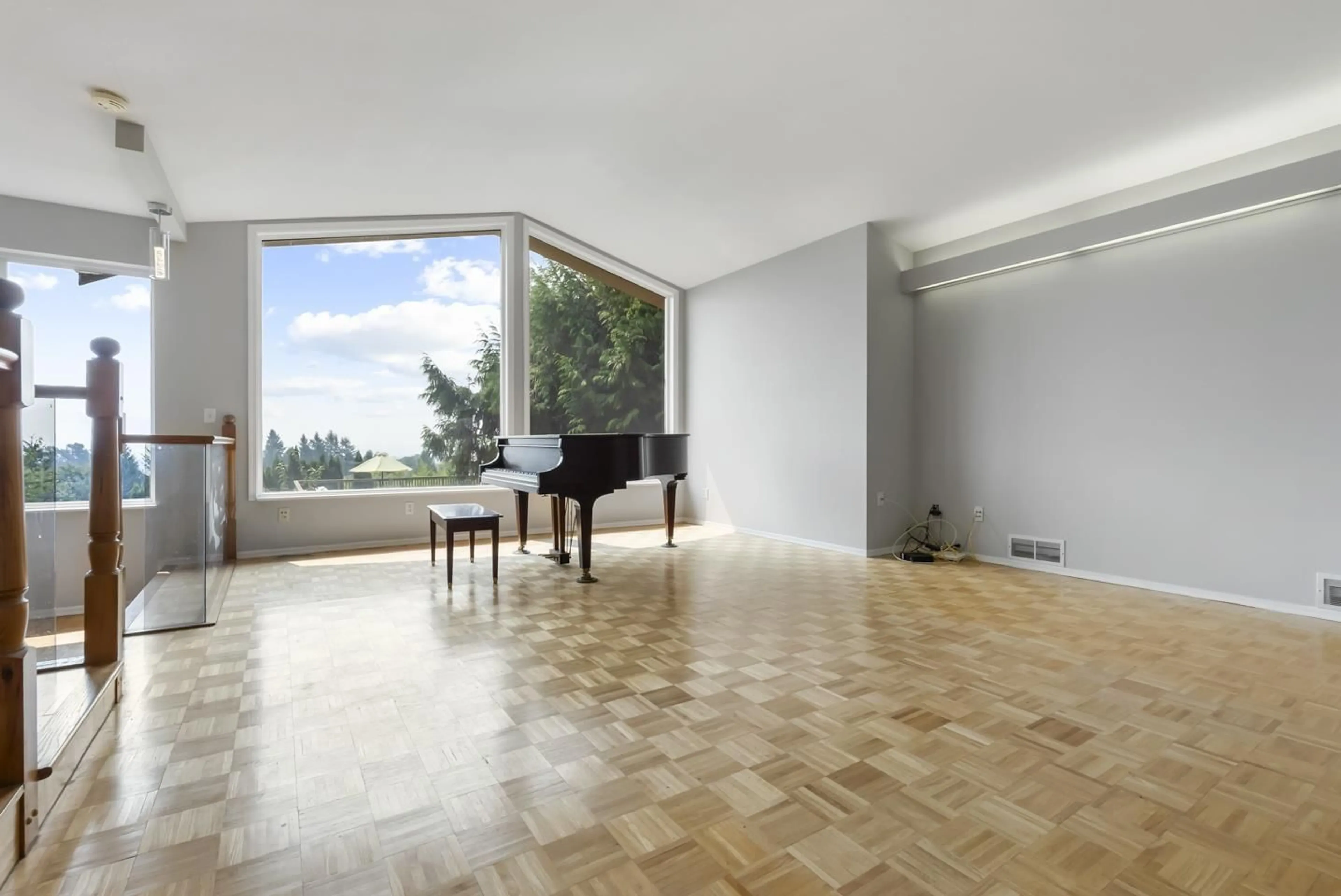 A pic of a room for 33330 HODSON PLACE, Mission British Columbia V2V6J6