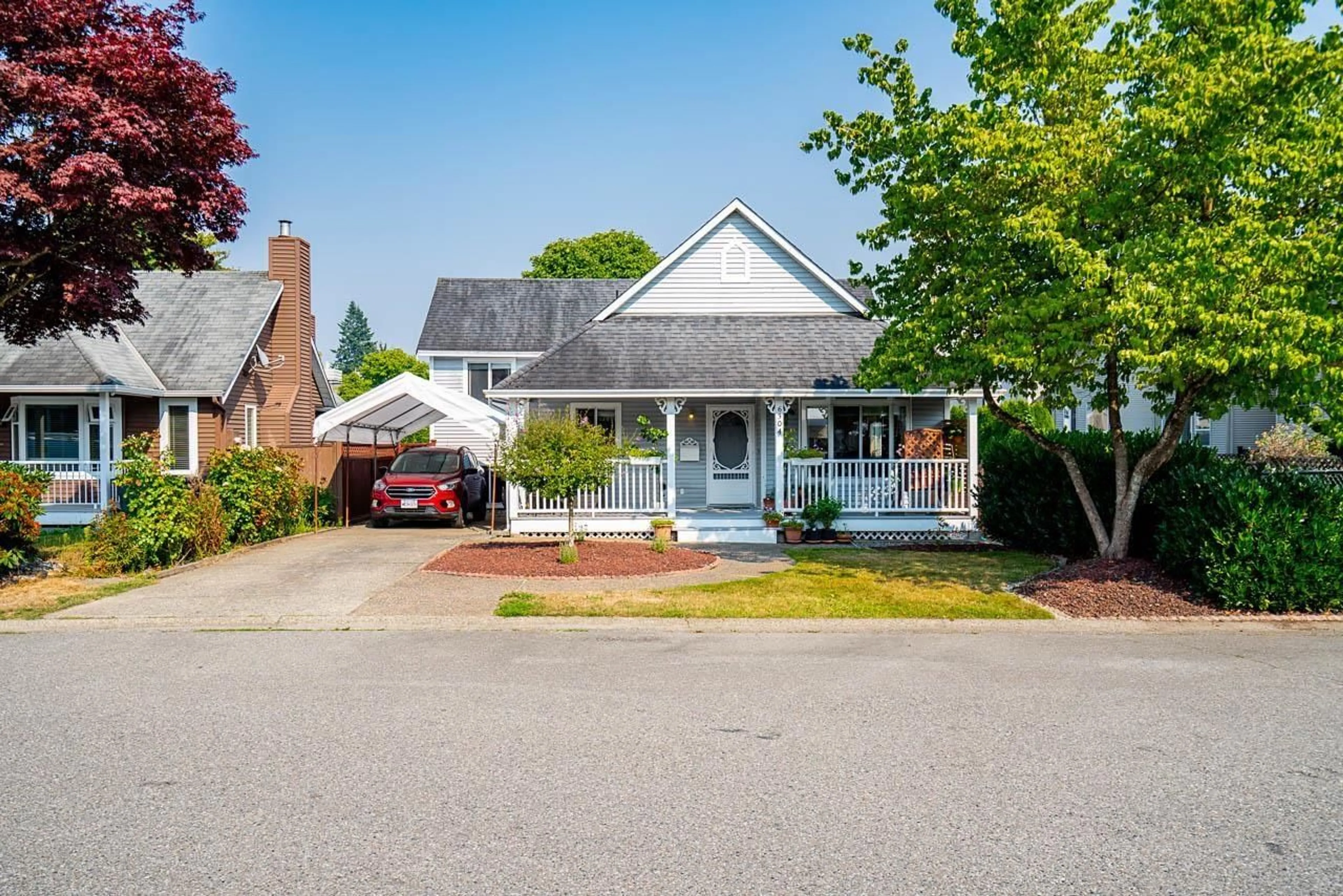 Unknown for 6304 135A STREET, Surrey British Columbia V3X1J7
