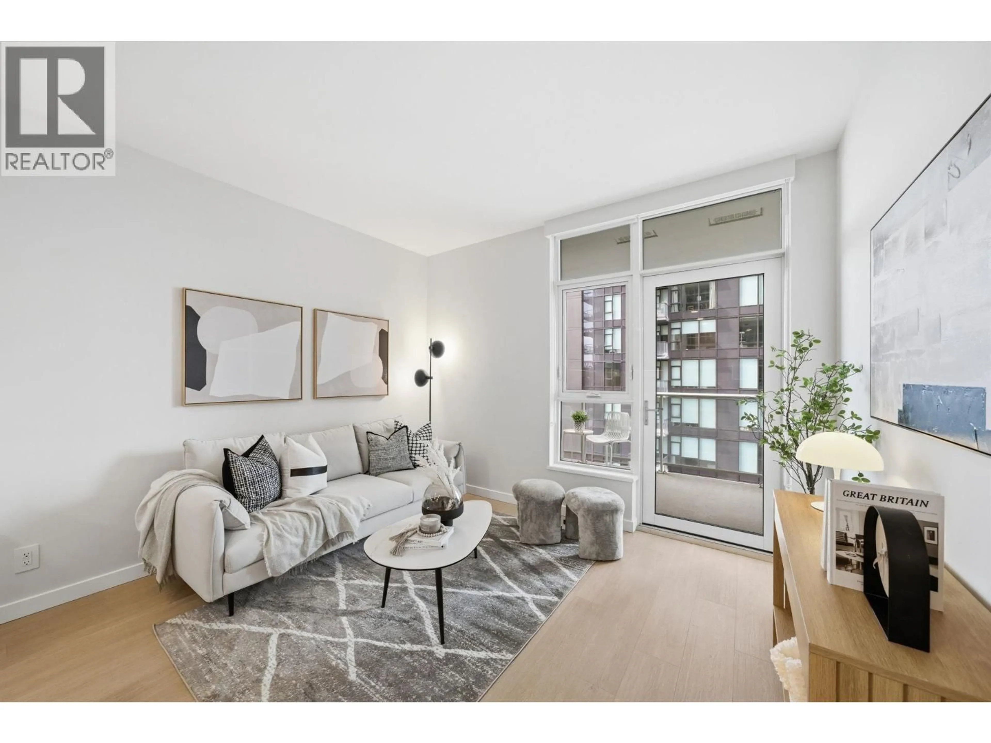 Living room with furniture, unknown for 1207 - 2186 GILMORE AVENUE, Burnaby British Columbia V5C0N7