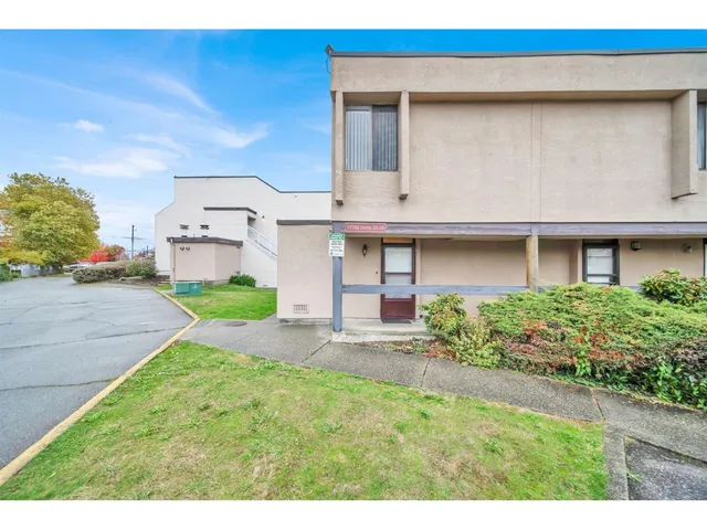 28 - 17702 60 AVENUE, Surrey 3