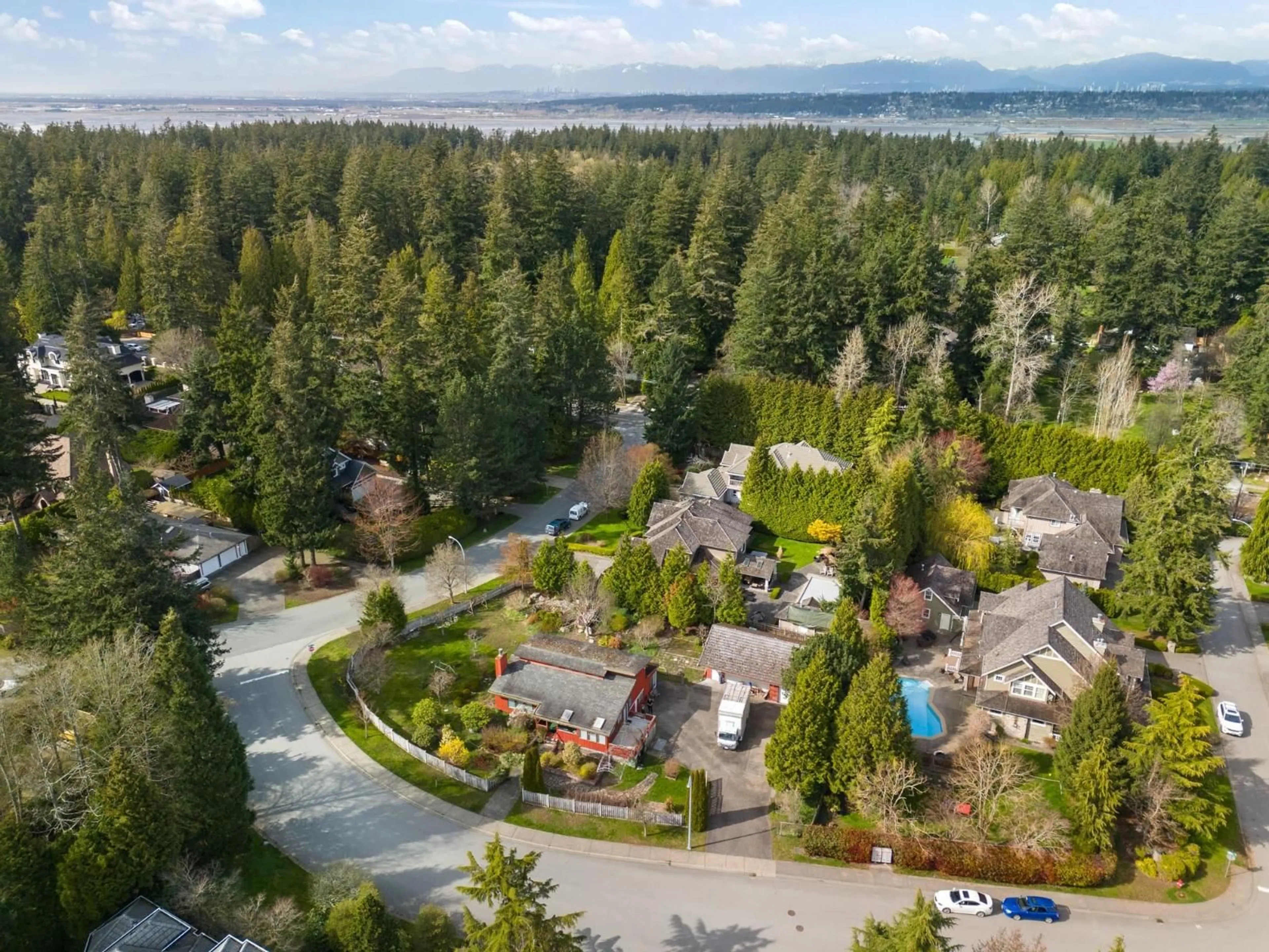A pic from outside/outdoor area/front of a property/back of a property/a pic from drone, forest/trees view for 13201 23A AVENUE, Surrey British Columbia V4A9W5