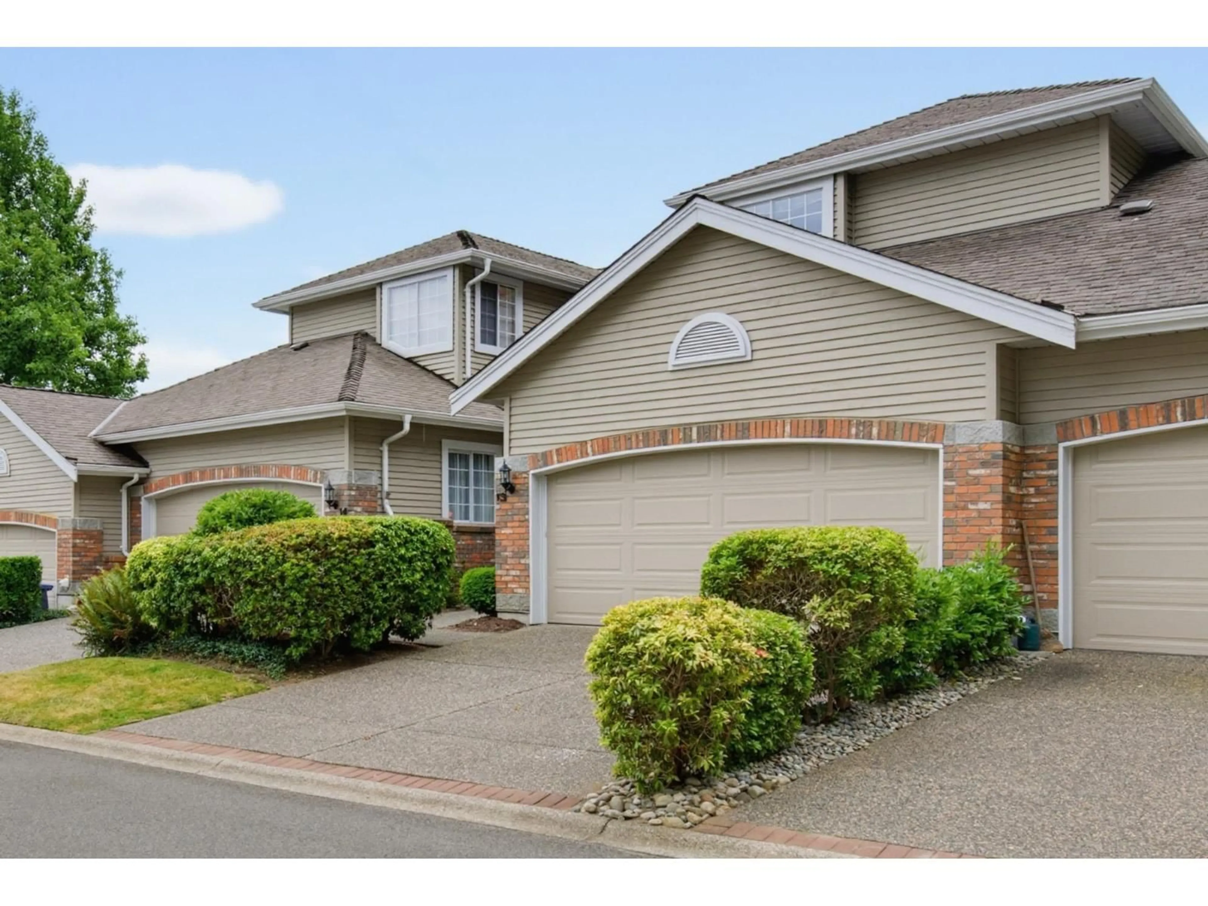 Unknown for 13 - 2688 150 STREET, Surrey British Columbia V4P1P1