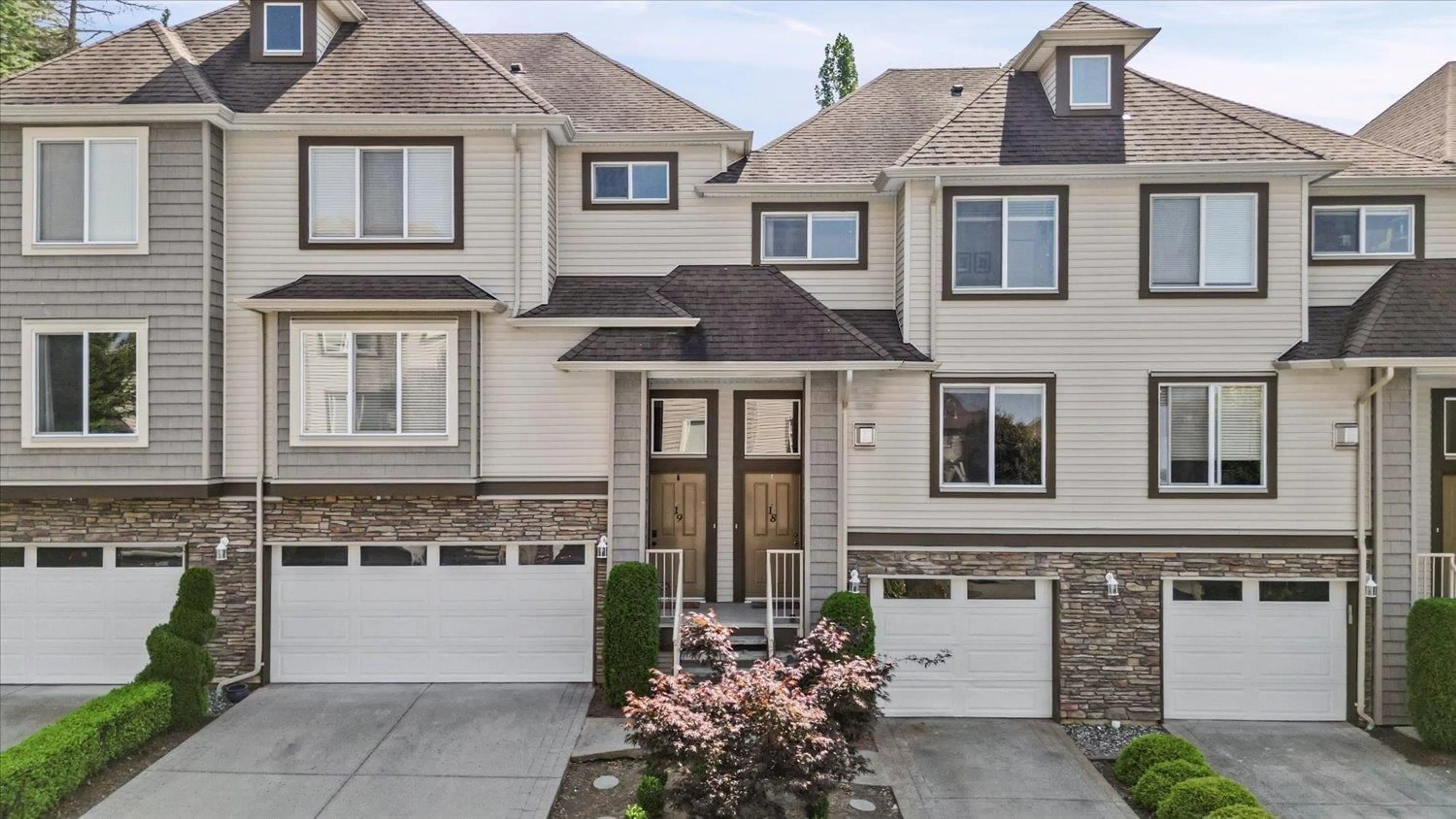 Home with brick exterior material, street for 18 - 46778 HUDSON ROAD, Chilliwack British Columbia V2R0K4