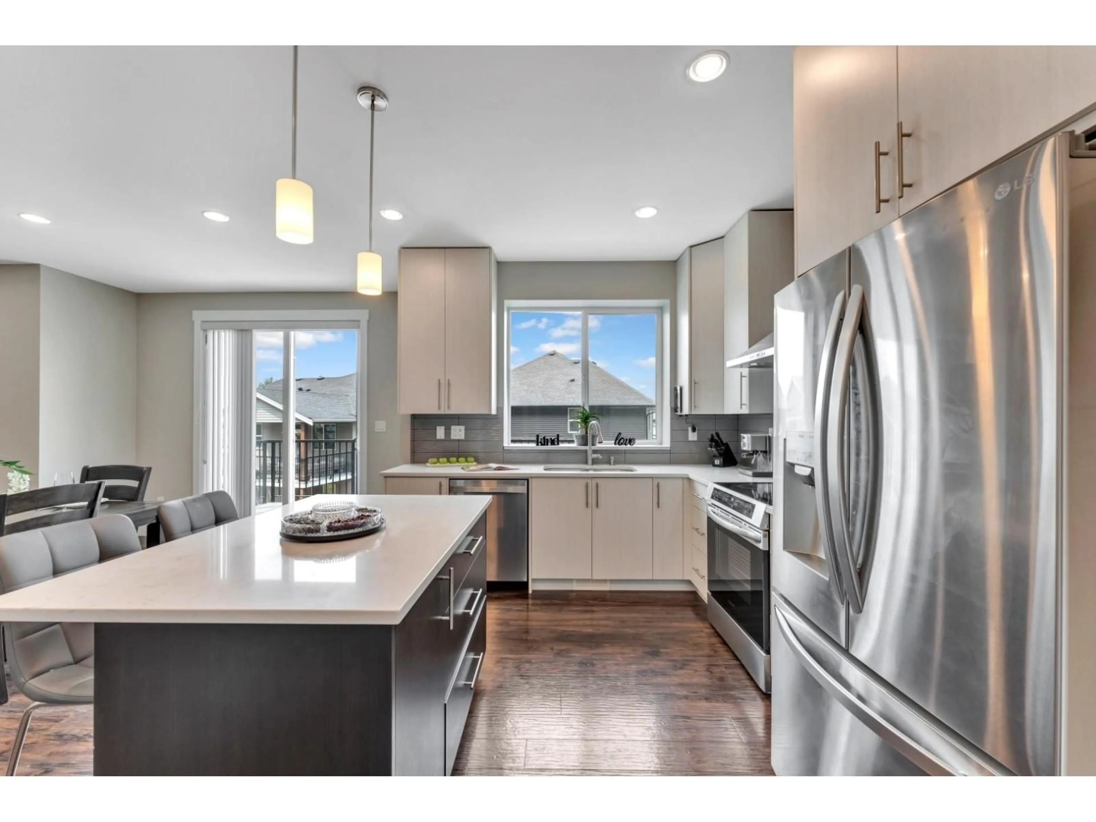 Open concept kitchen, unknown for 6185 REXFORD DRIVE, Chilliwack British Columbia V2R0L3