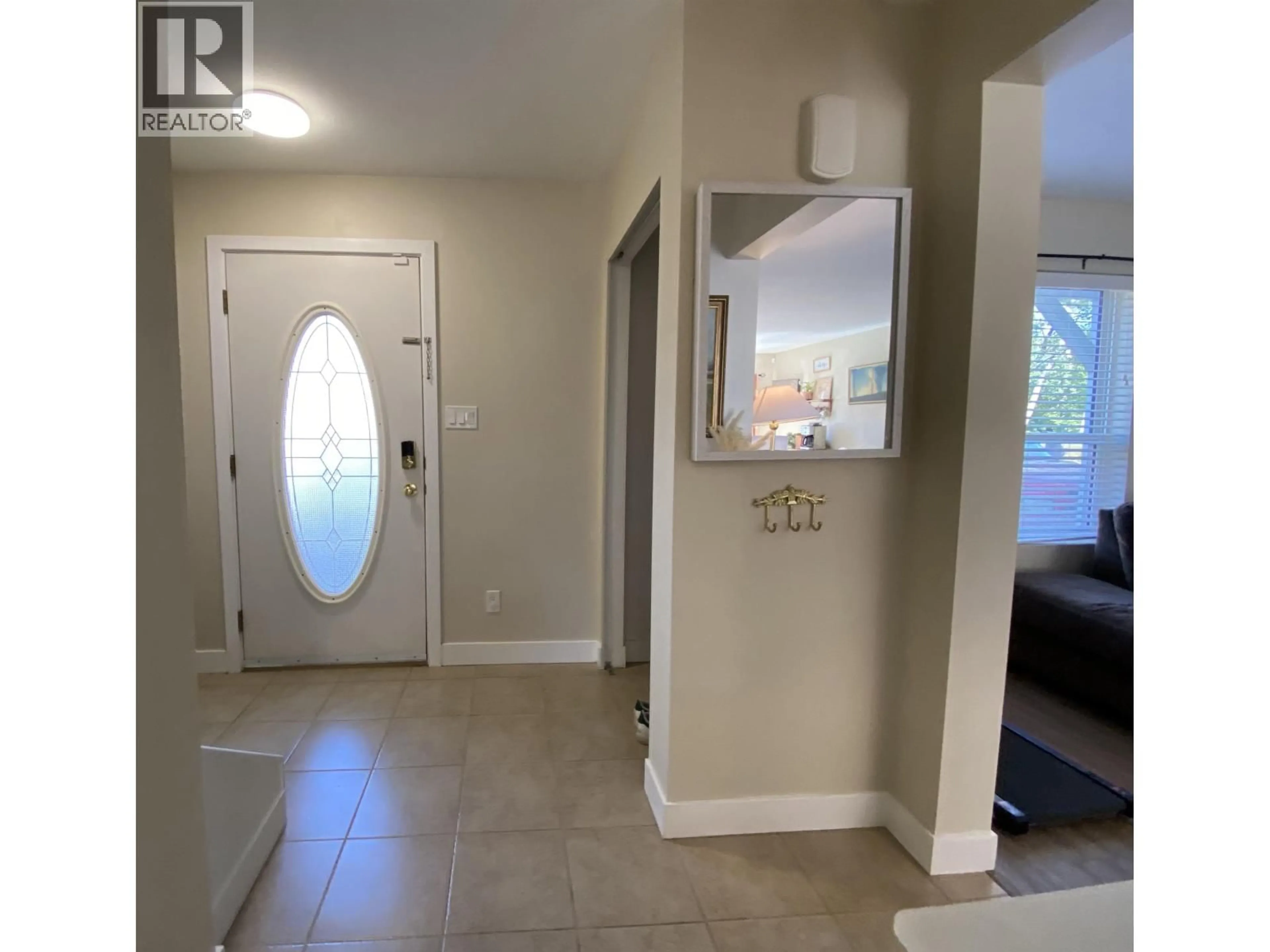 Indoor entryway for 3 - 2705 KALUM STREET, Terrace British Columbia V8G2M4
