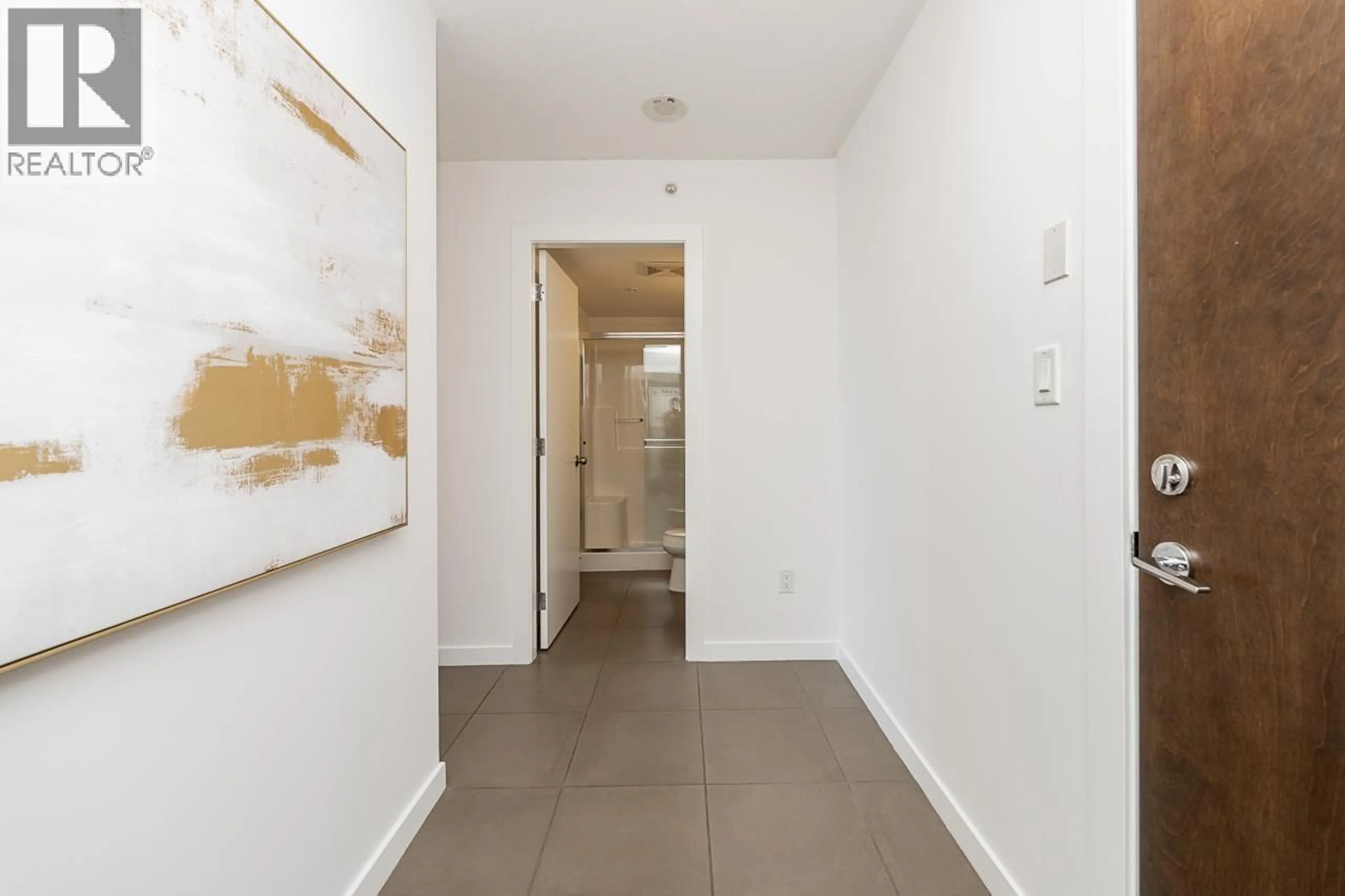 Indoor entryway for 2308 - 4888 BRENTWOOD DRIVE, Burnaby British Columbia V5C0C6