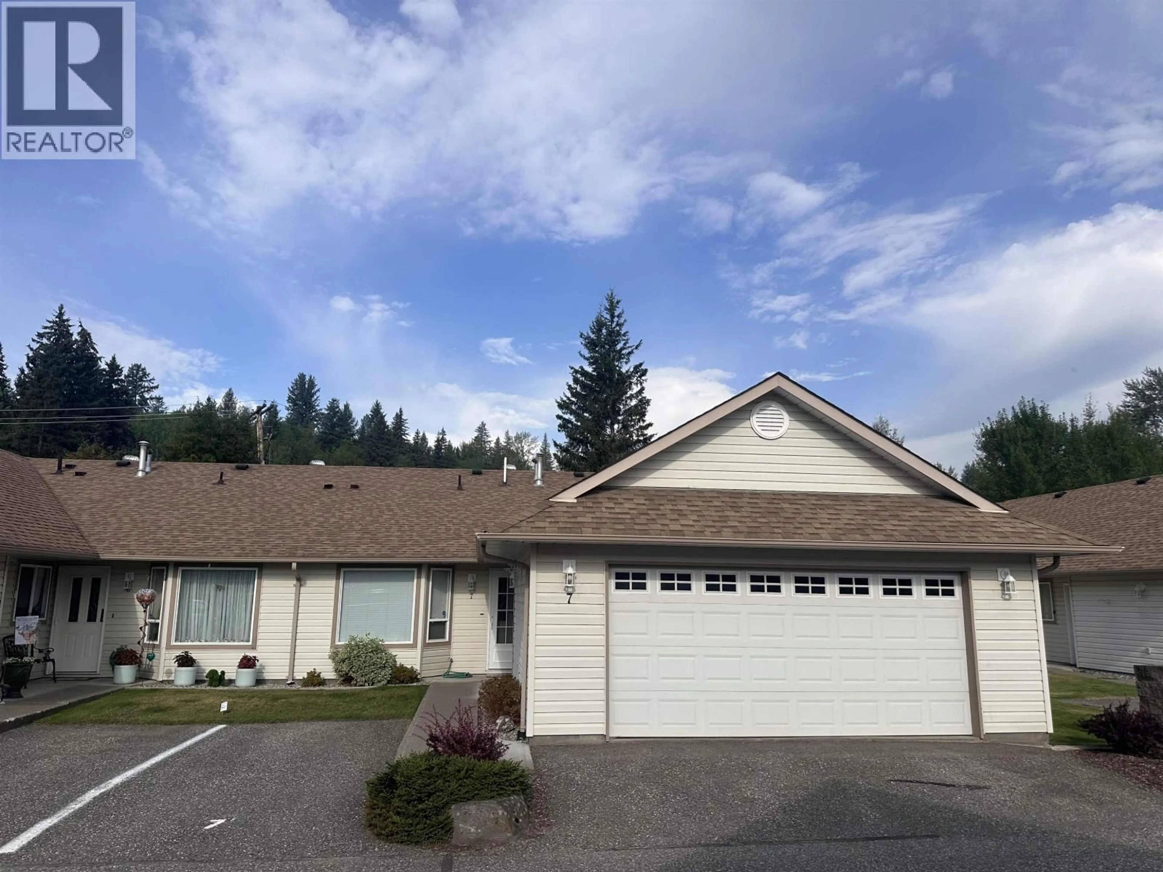 Home with vinyl exterior material, mountain view for 7 - 490 LEWIS DRIVE, Quesnel British Columbia V2J5W2