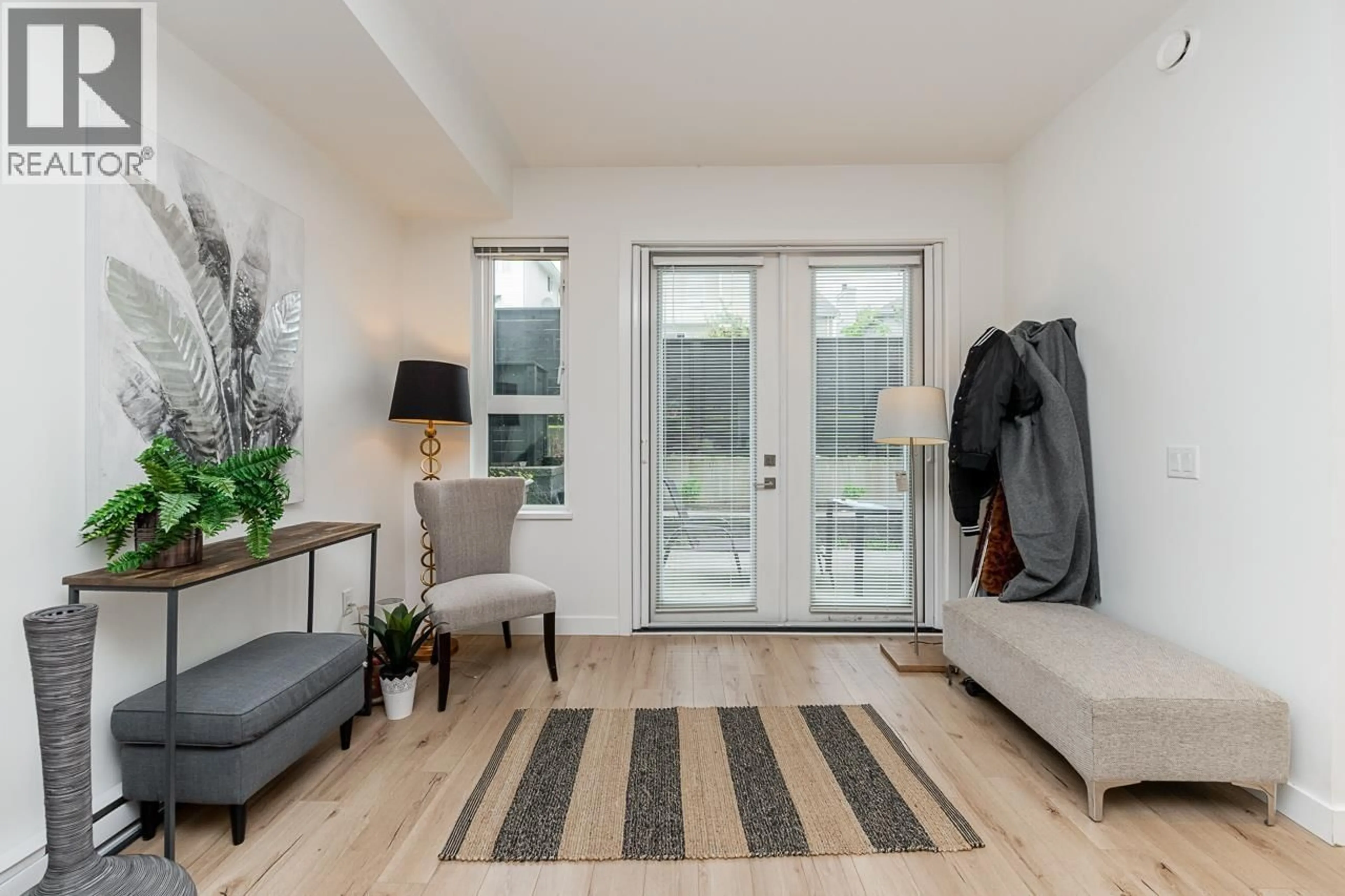 Indoor entryway for 13 - 1228 HUDSON STREET, Coquitlam British Columbia V3B0R3