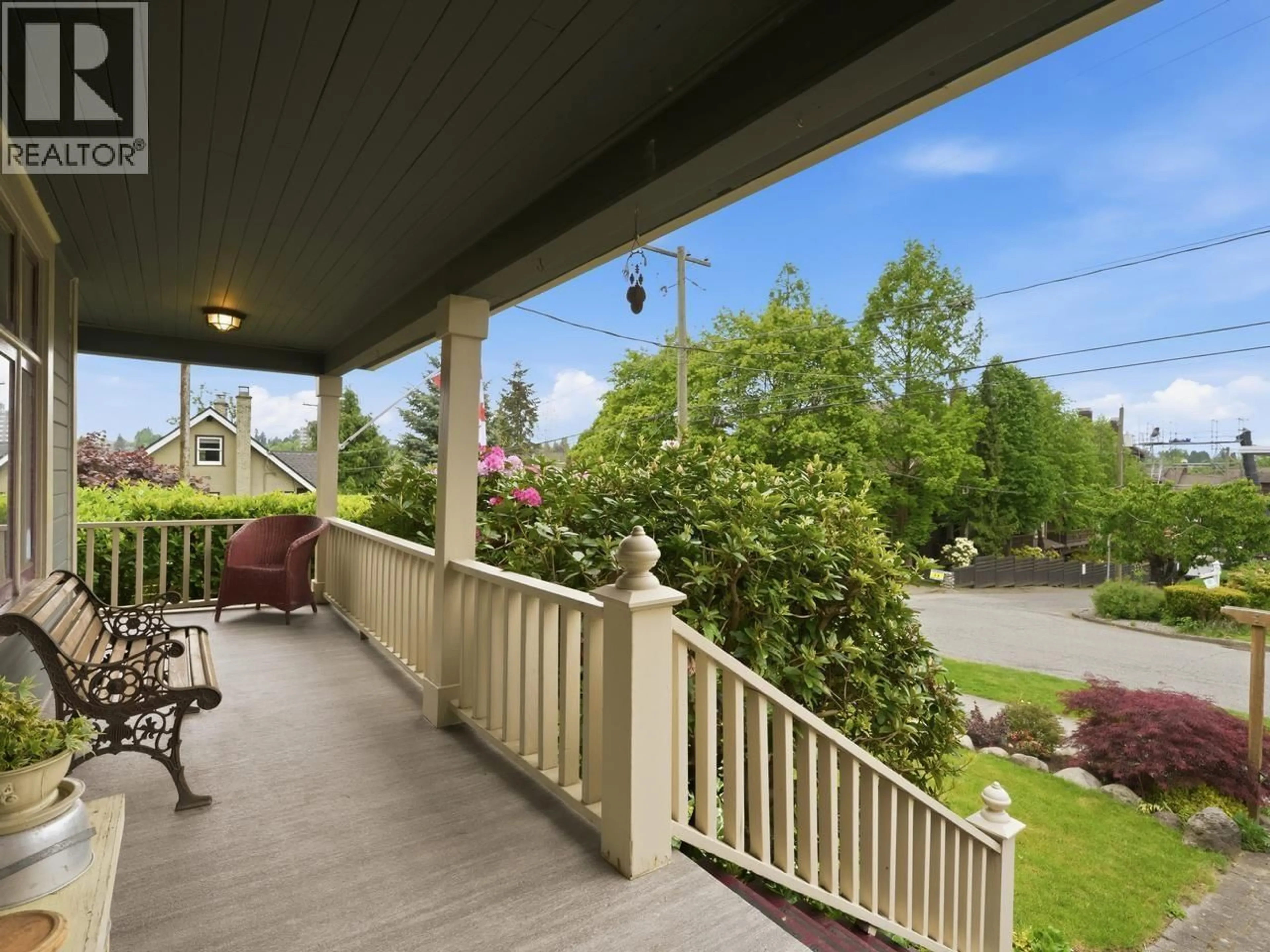 Patio, street for 624 COLBORNE STREET, New Westminster British Columbia V3L2C9