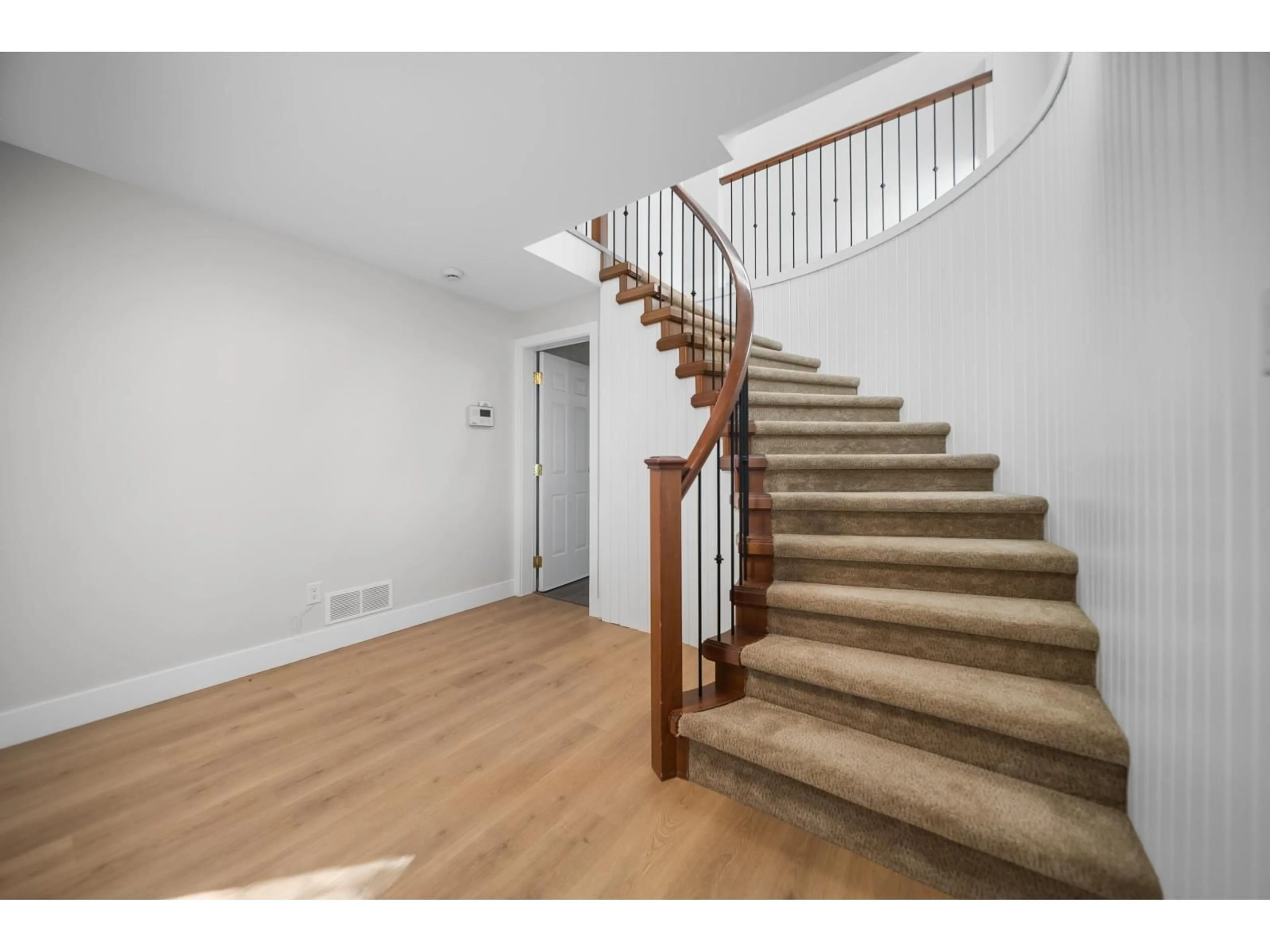 Unknown for 34855 MCLEOD AVENUE, Abbotsford British Columbia V3G1G9