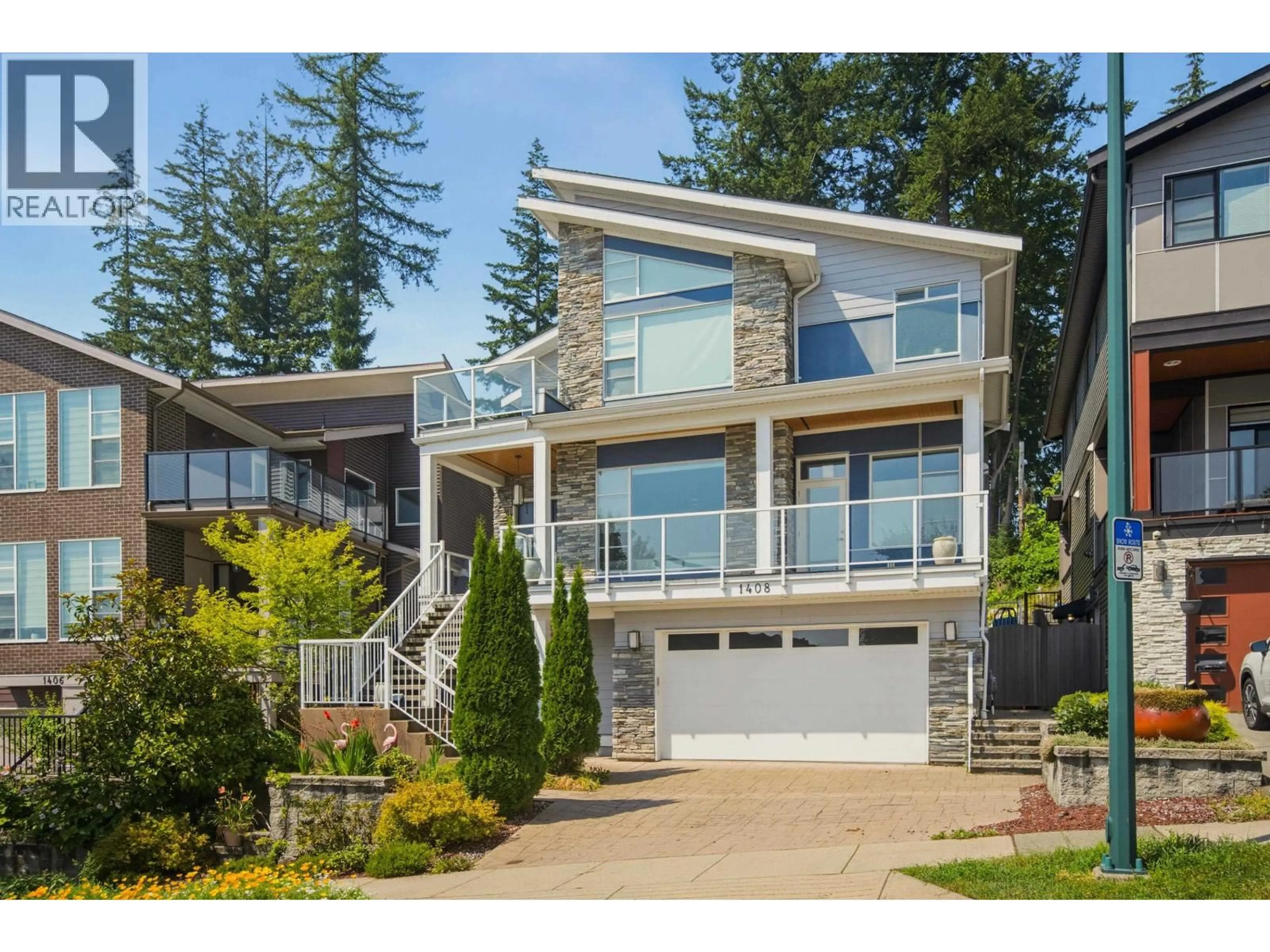 Home with vinyl exterior material, street for 1408 STRAWLINE HILL STREET, Coquitlam British Columbia V3E0L5