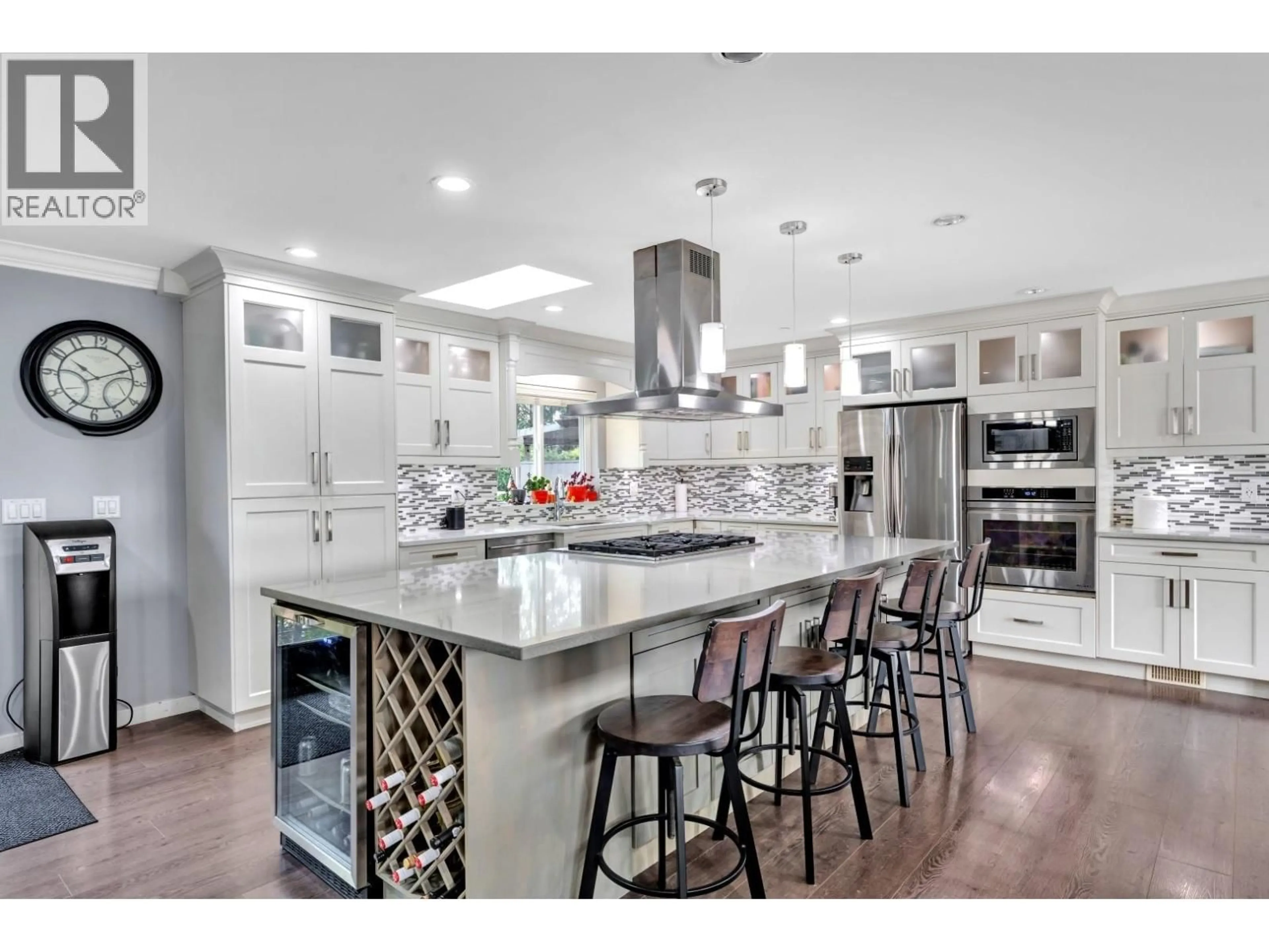 Contemporary kitchen, unknown for 18833 124A AVENUE, Pitt Meadows British Columbia V3Y2G9