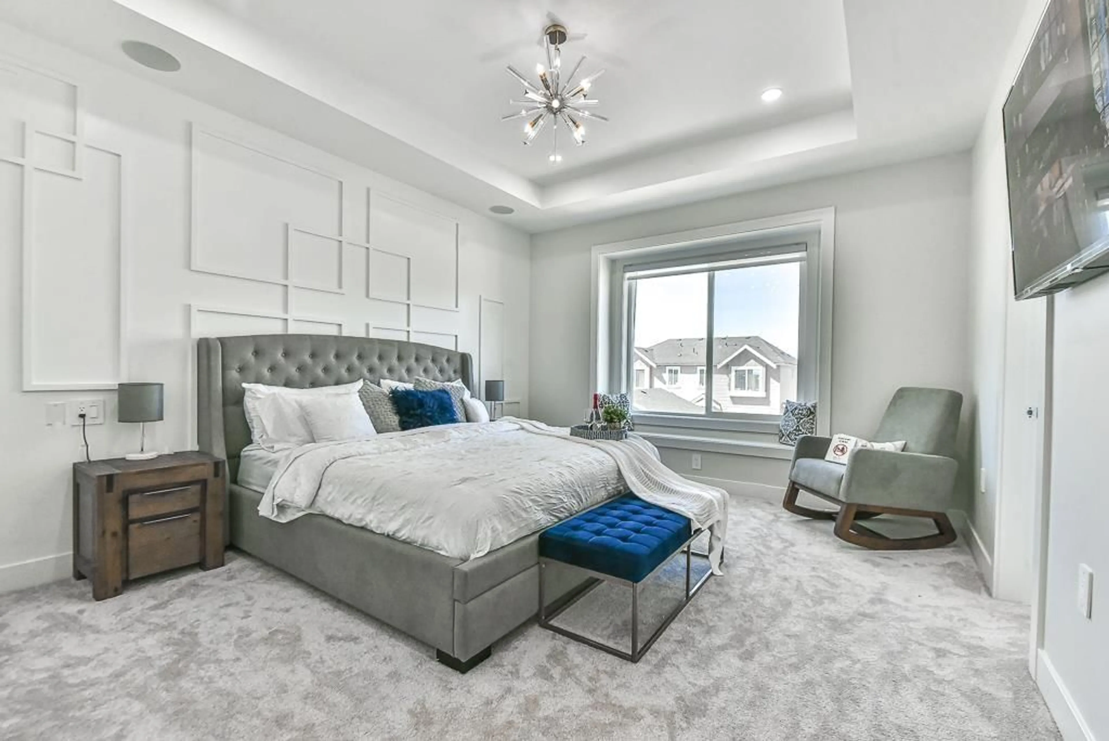 Bedroom with bed, carpet floor for 19647 74 AVENUE, Langley British Columbia V2Y3R5