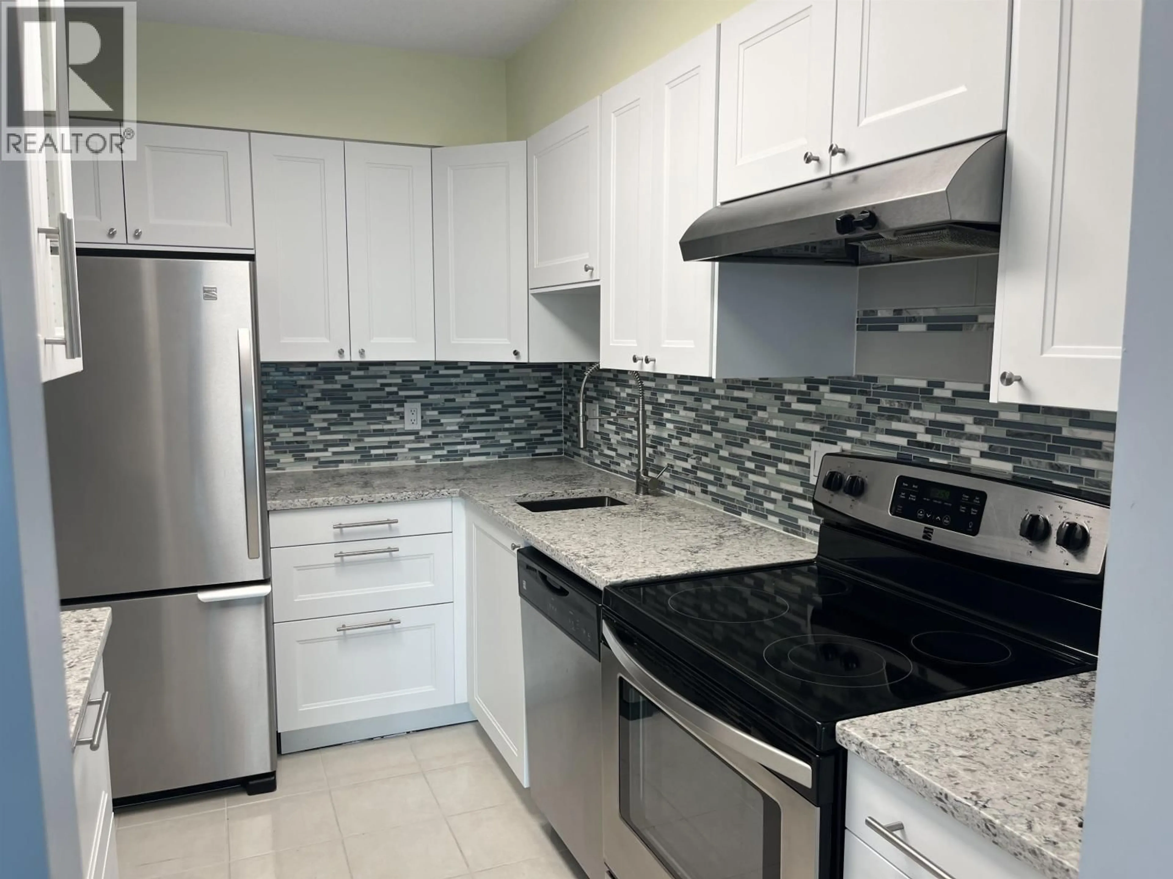 Standard kitchen, ceramic/tile floor for 1105 - 5833 WILSON AVENUE, Burnaby British Columbia V5H4R8