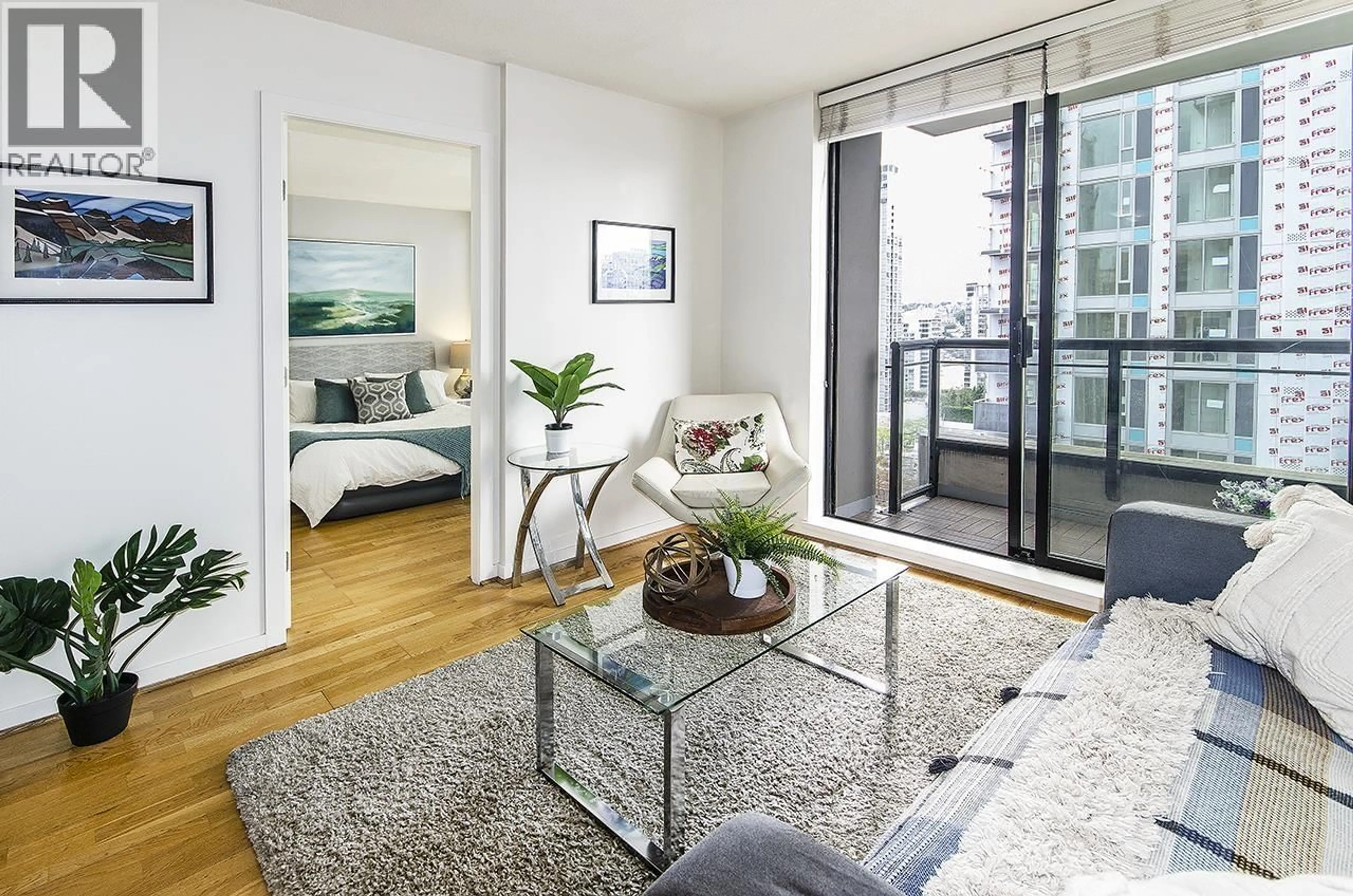 Living room with furniture, wood/laminate floor for 1906 - 1295 RICHARDS STREET, Vancouver British Columbia V6B1B7