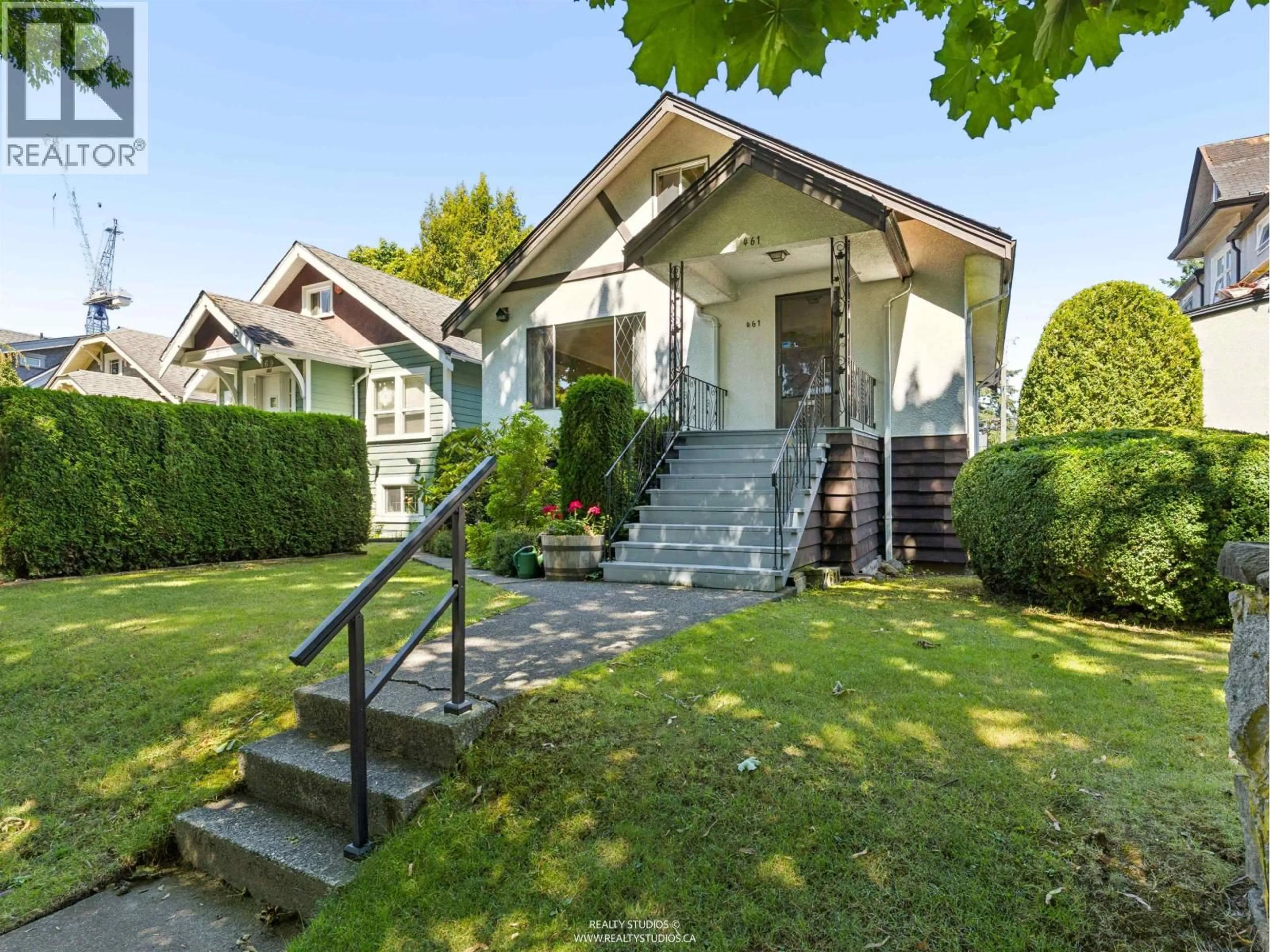 Unknown for 461 18TH AVENUE, Vancouver British Columbia V5Y2A9