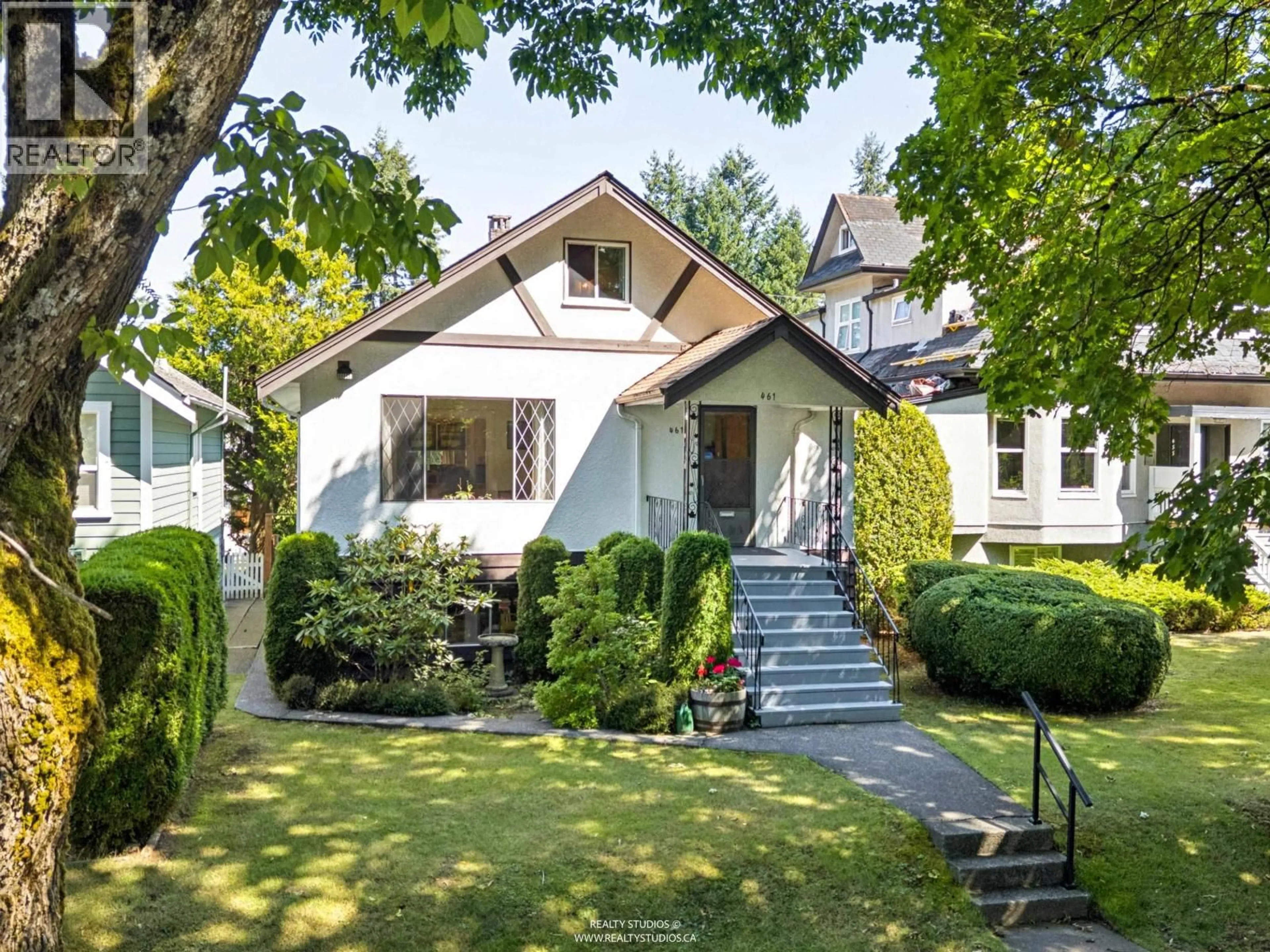 Unknown for 461 18TH AVENUE, Vancouver British Columbia V5Y2A9