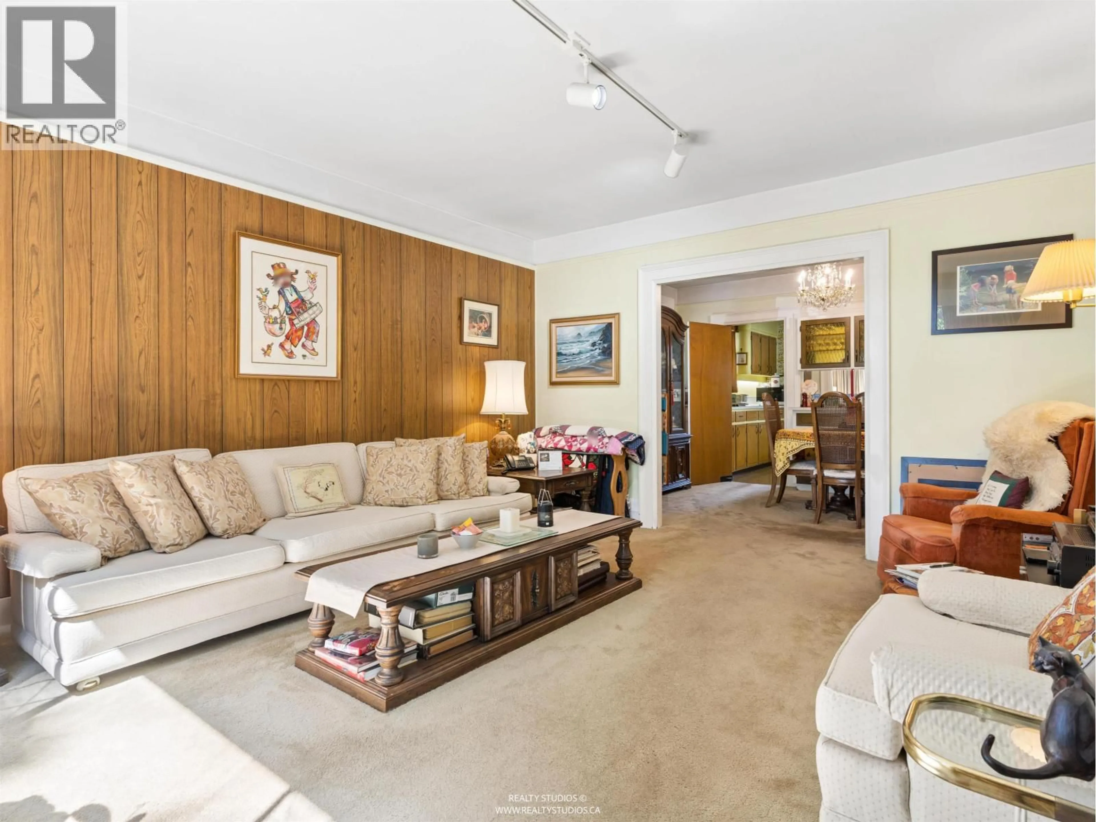 Living room with furniture, unknown for 461 18TH AVENUE, Vancouver British Columbia V5Y2A9