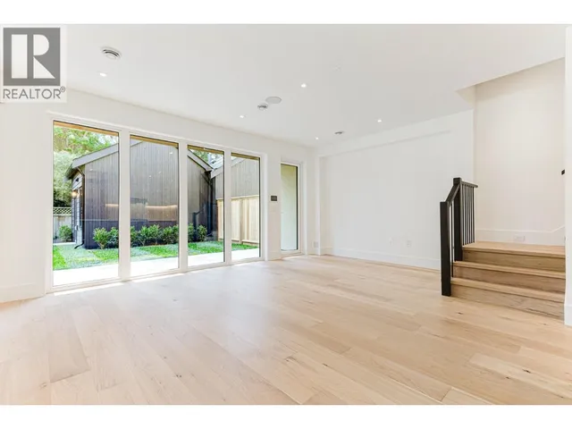 1514 FARRELL CRESCENT, Delta 5