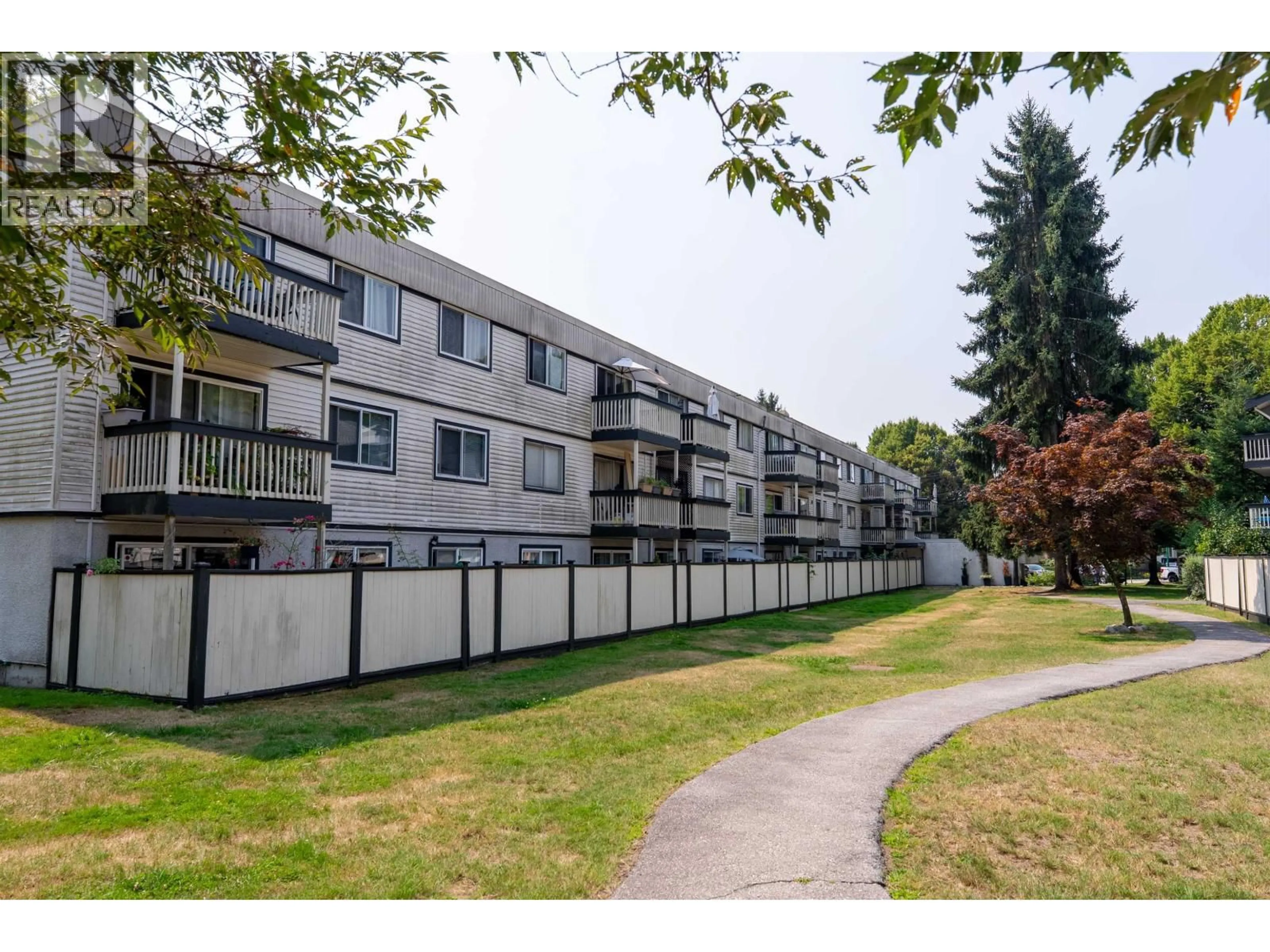 Patio, unknown for 316 - 780 PREMIER STREET, North Vancouver British Columbia V7J2G8