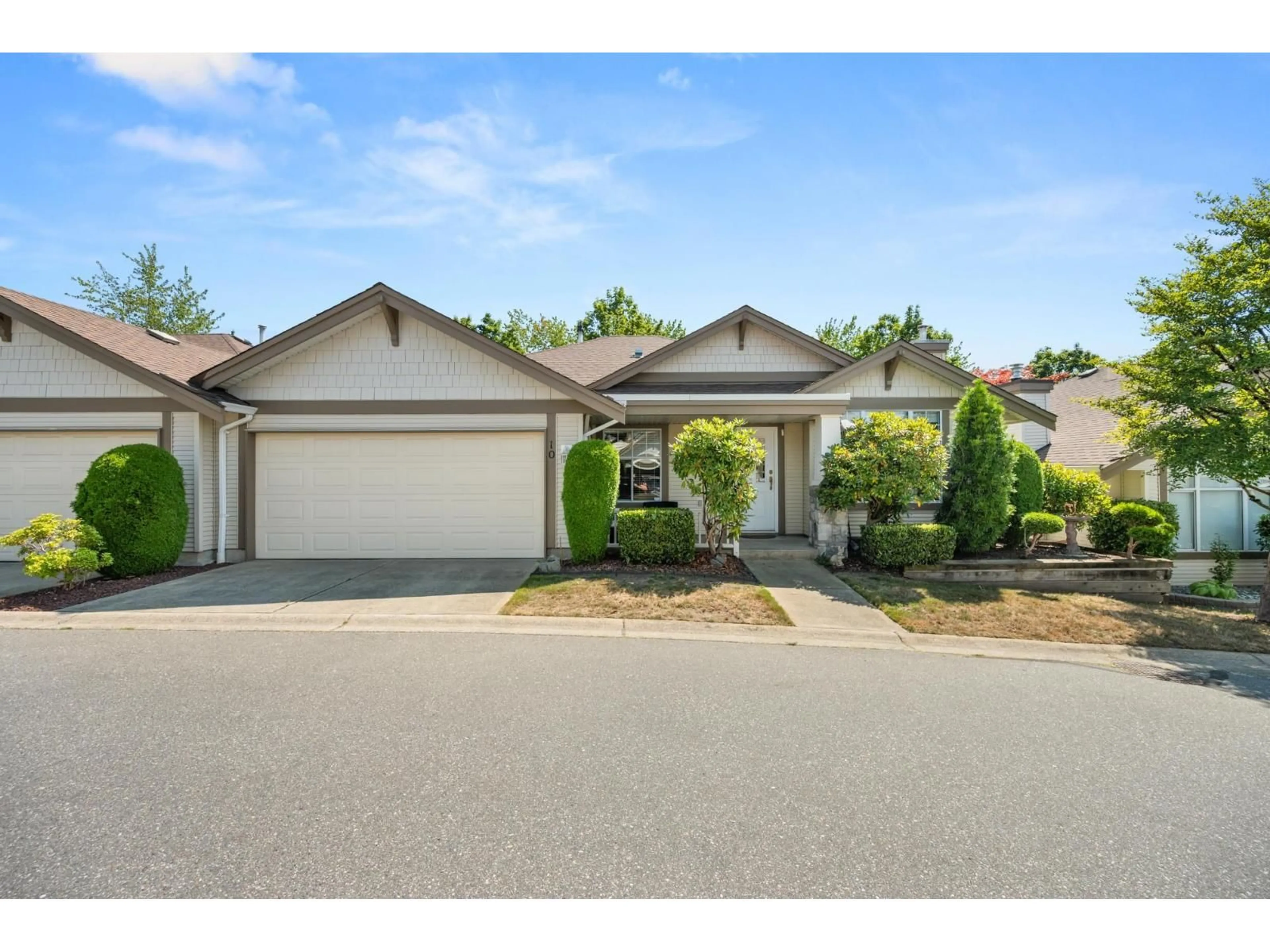 A pic from outside/outdoor area/front of a property/back of a property/a pic from drone, street for 10 - 20751 87 AVENUE, Langley British Columbia V1M2X3
