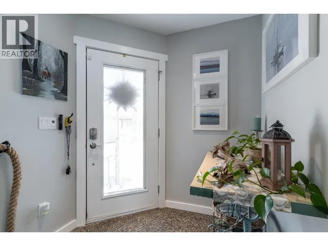 14 - 3871 RIVER ROAD ROAD, Delta 4