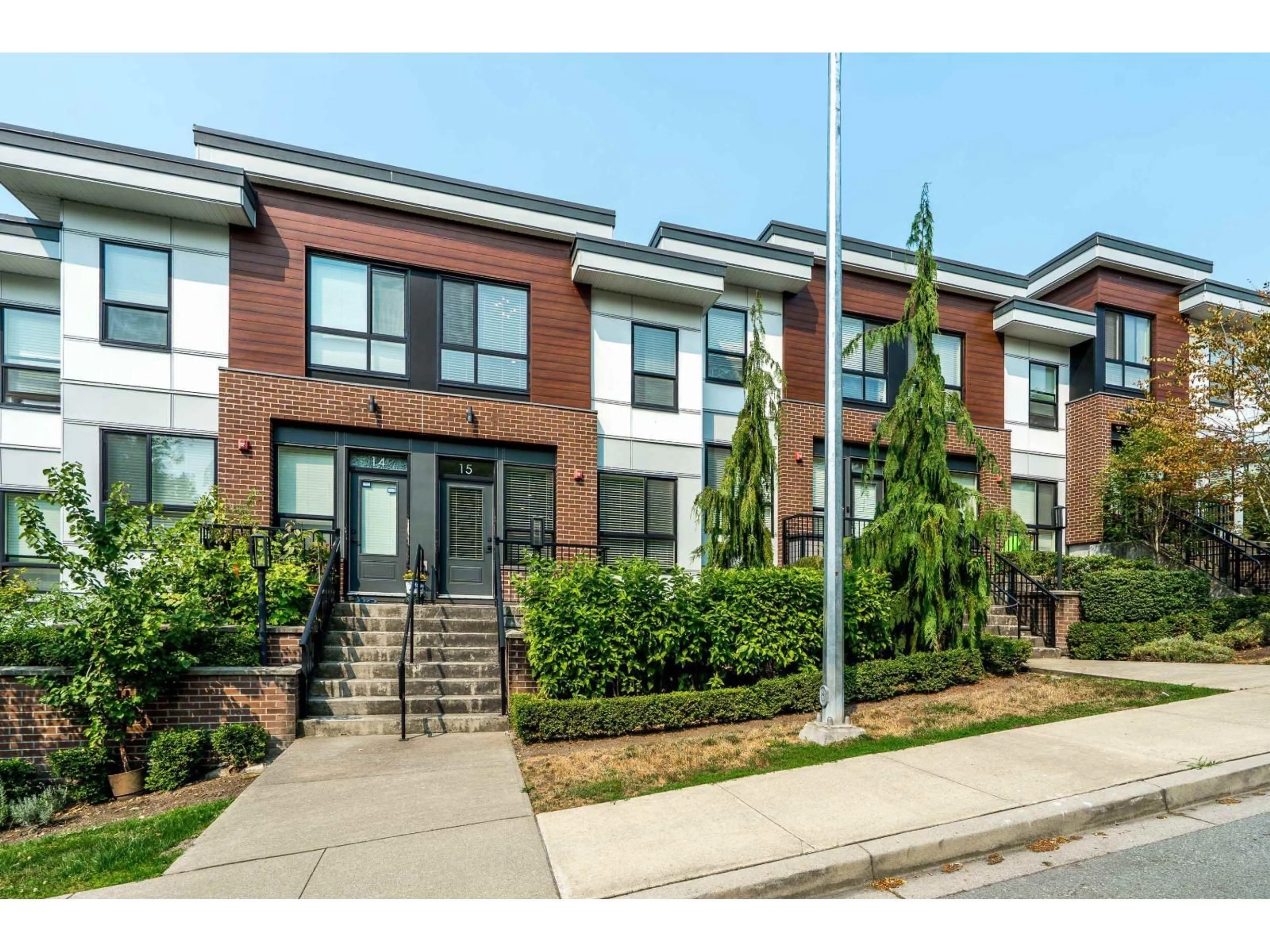 Home with brick exterior material, street for 15 - 20087 68 AVENUE, Langley British Columbia V2Y0Y4