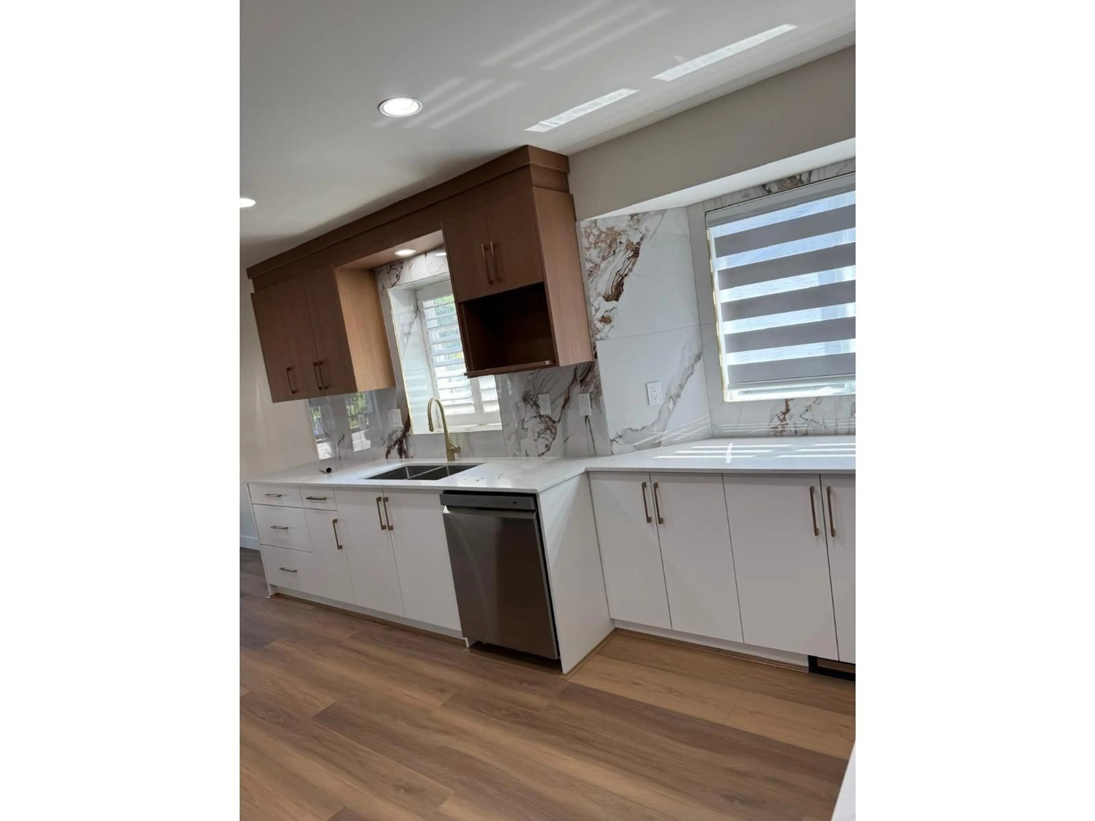 Open concept kitchen, unknown for 4099 207 STREET, Langley British Columbia V3A2E2