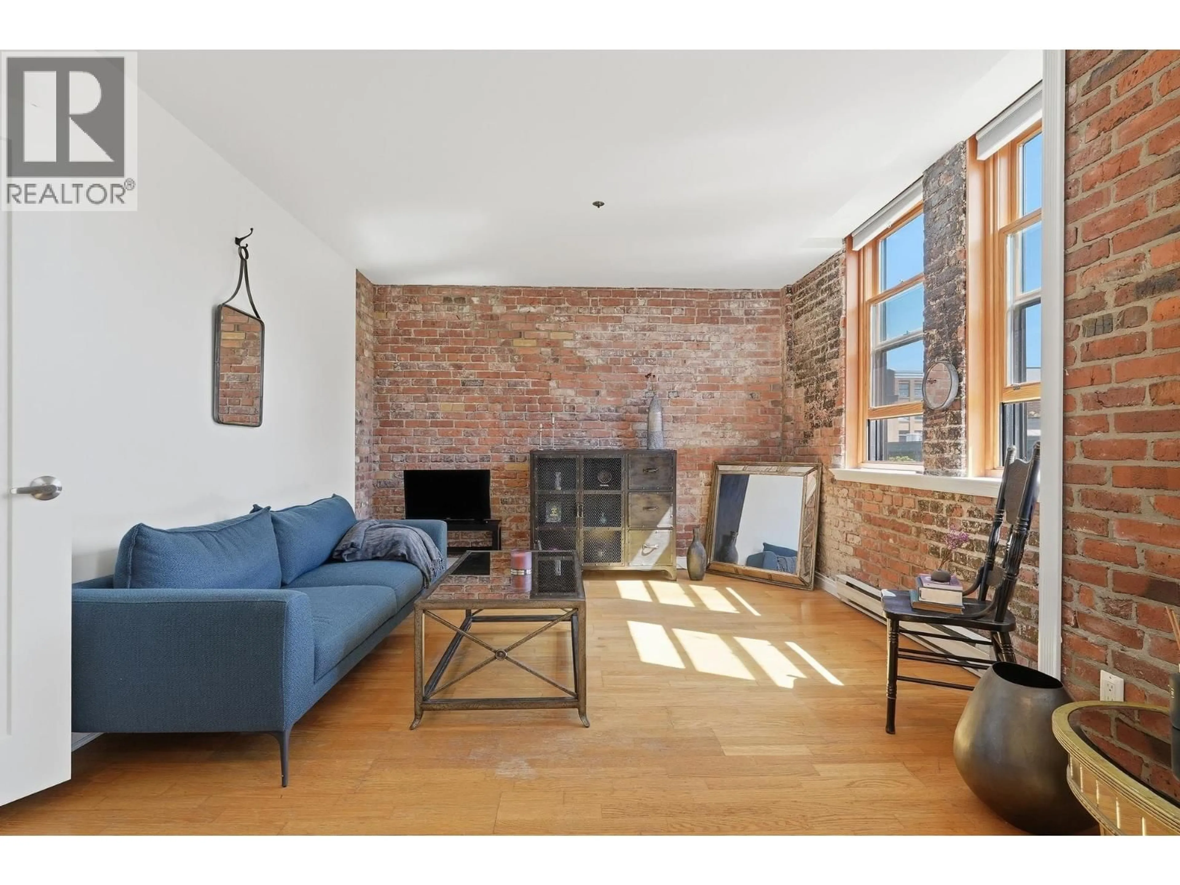 Living room with furniture, unknown for 403 - 233 ABBOTT STREET, Vancouver British Columbia V6B2K7
