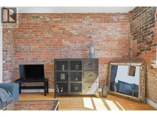 403 - 233 ABBOTT STREET, Vancouver 3