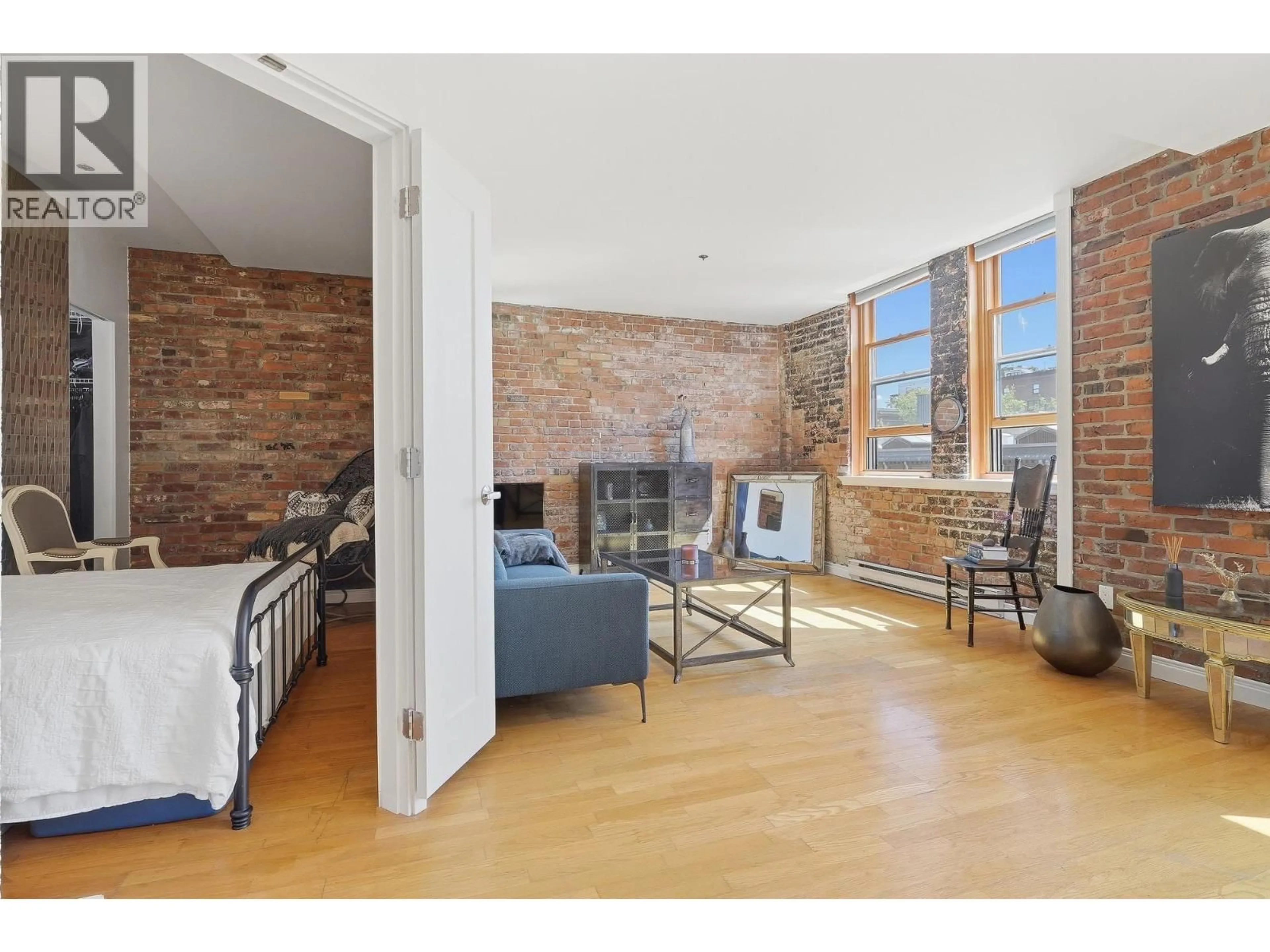 Living room with furniture, unknown for 403 - 233 ABBOTT STREET, Vancouver British Columbia V6B2K7