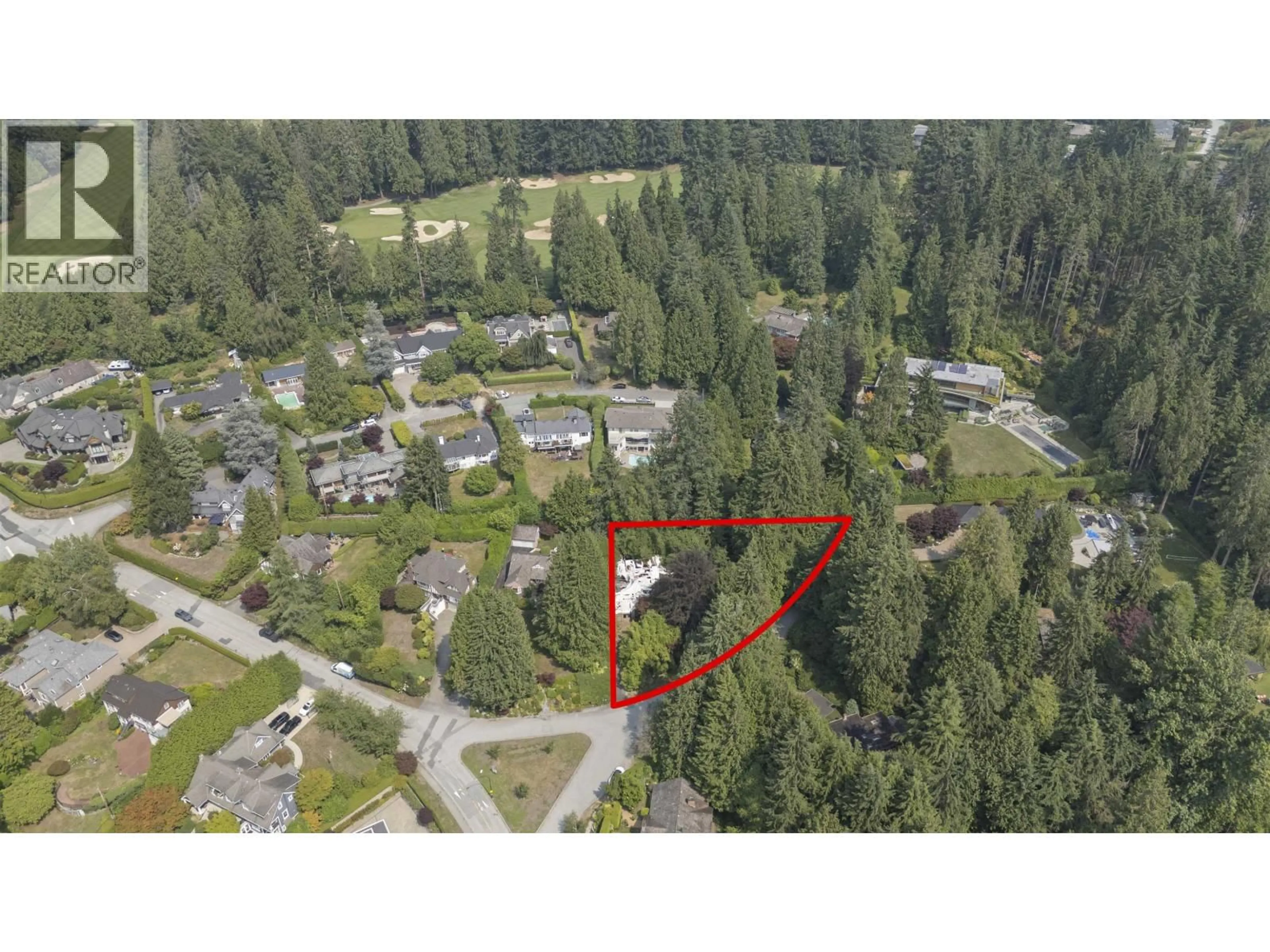 A pic from outside/outdoor area/front of a property/back of a property/a pic from drone, unknown for 410 EASTCOT ROAD, West Vancouver British Columbia V7S1E2