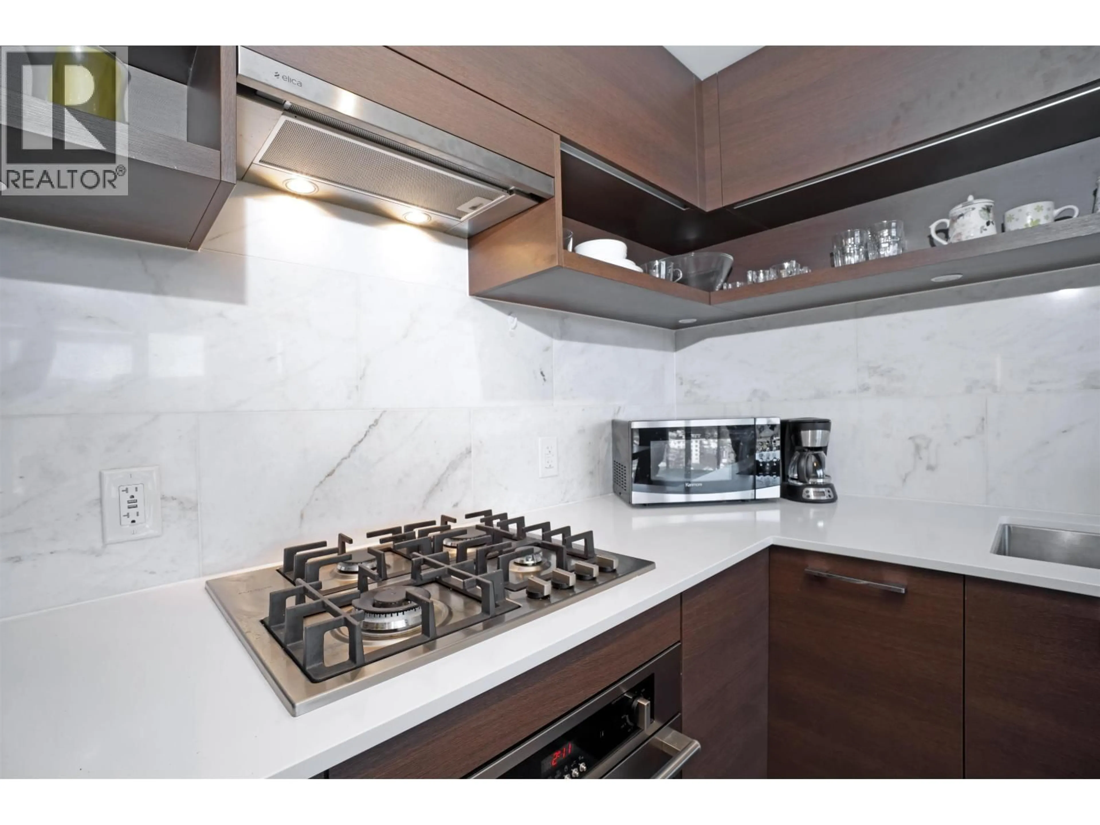 Standard kitchen, ceramic/tile floor for 2606 - 570 EMERSON STREET, Coquitlam British Columbia V3J0G3