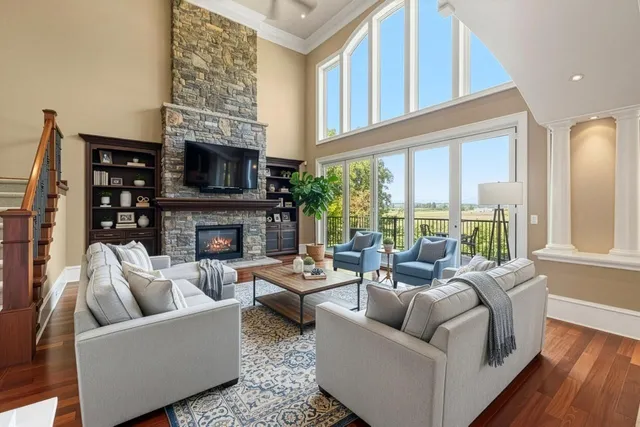 16235 36A AVENUE, Surrey 5