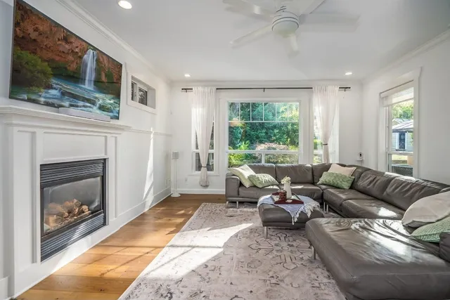 9194 WRIGHT STREET, Langley 3