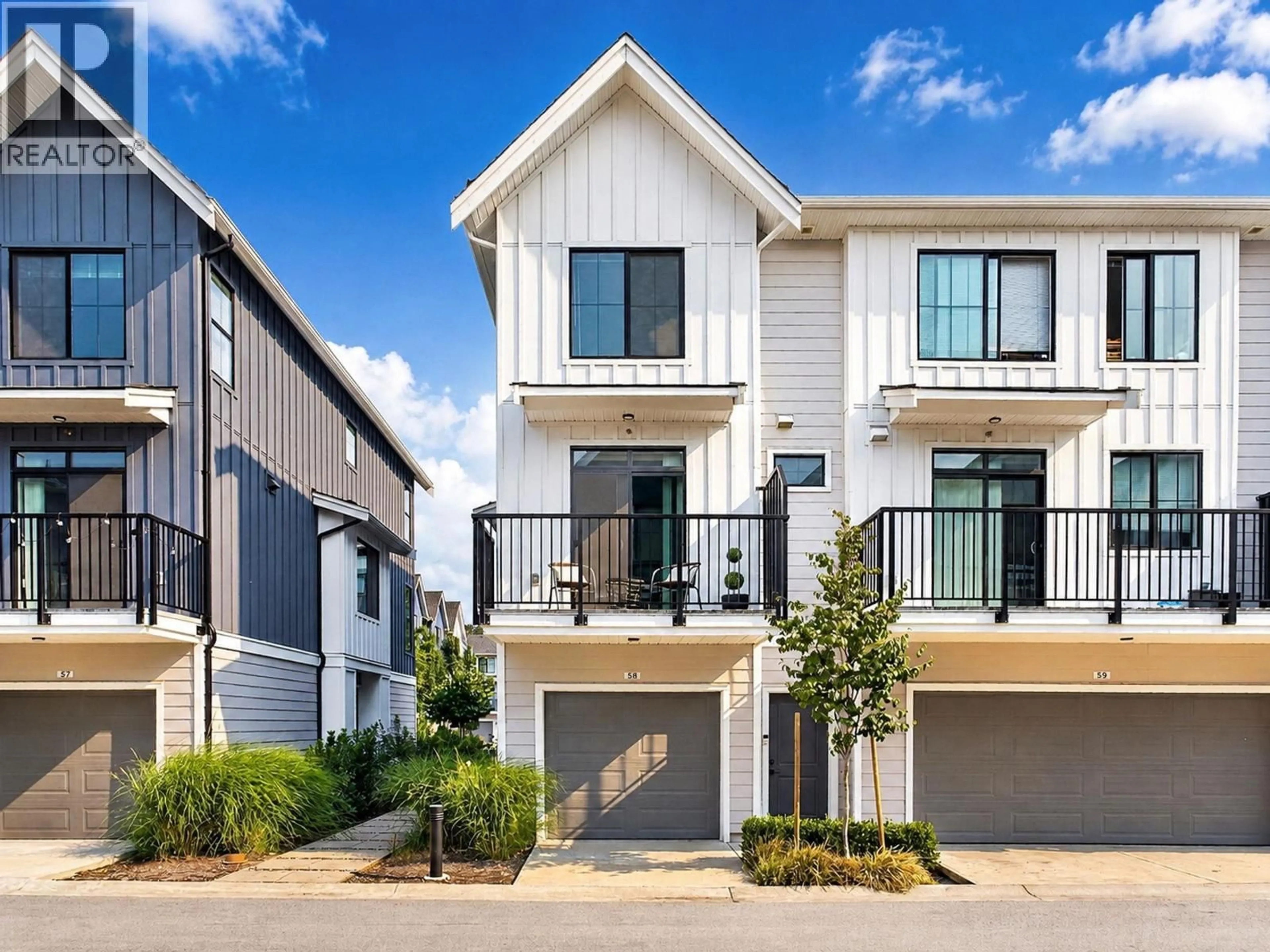 Home with vinyl exterior material, street for 58 - 488 FURNESS STREET, New Westminster British Columbia V3M0M1