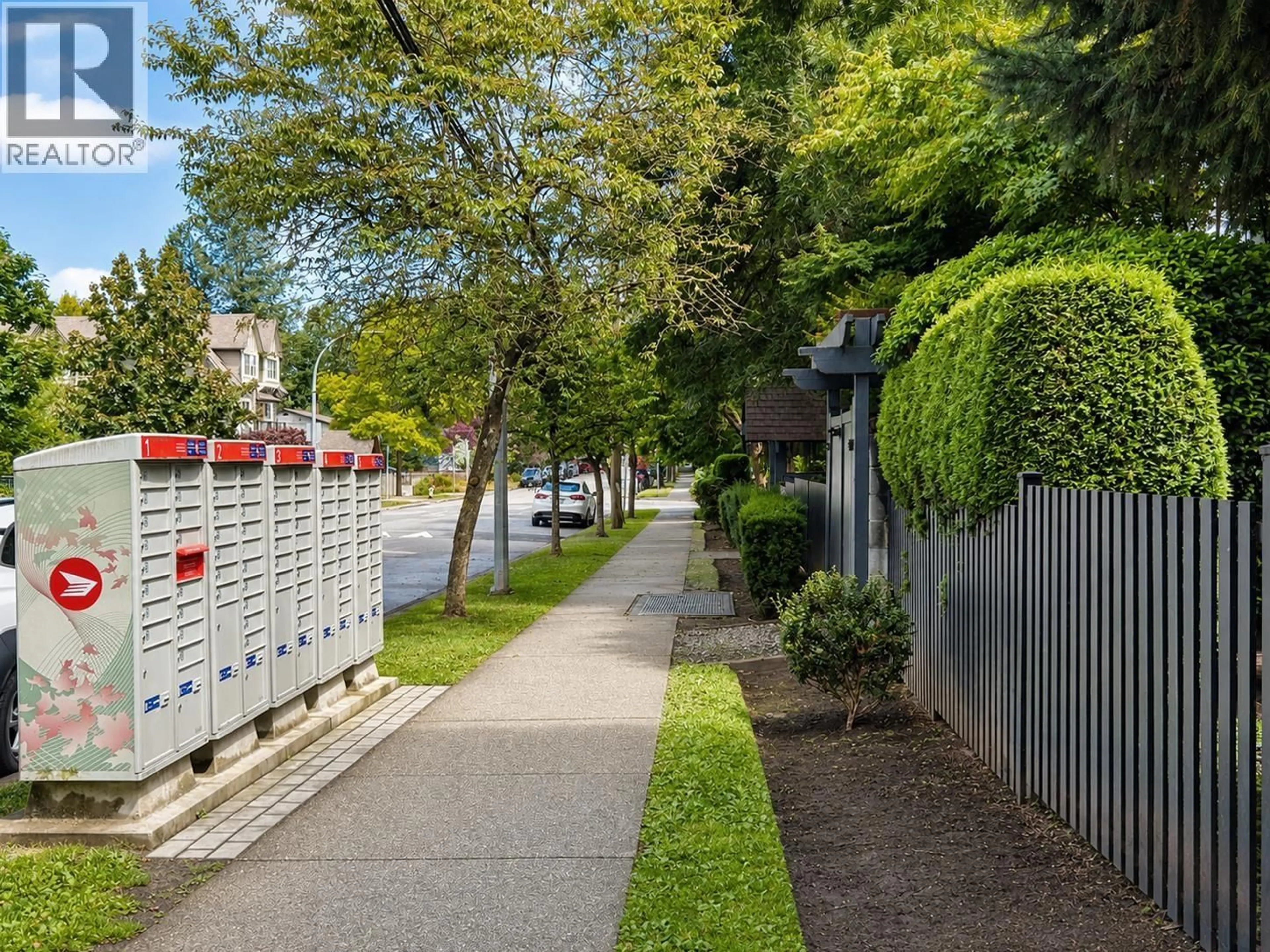A pic from outside/outdoor area/front of a property/back of a property/a pic from drone, street for 29 - 7128 STRIDE AVENUE, Burnaby British Columbia V3N1T5