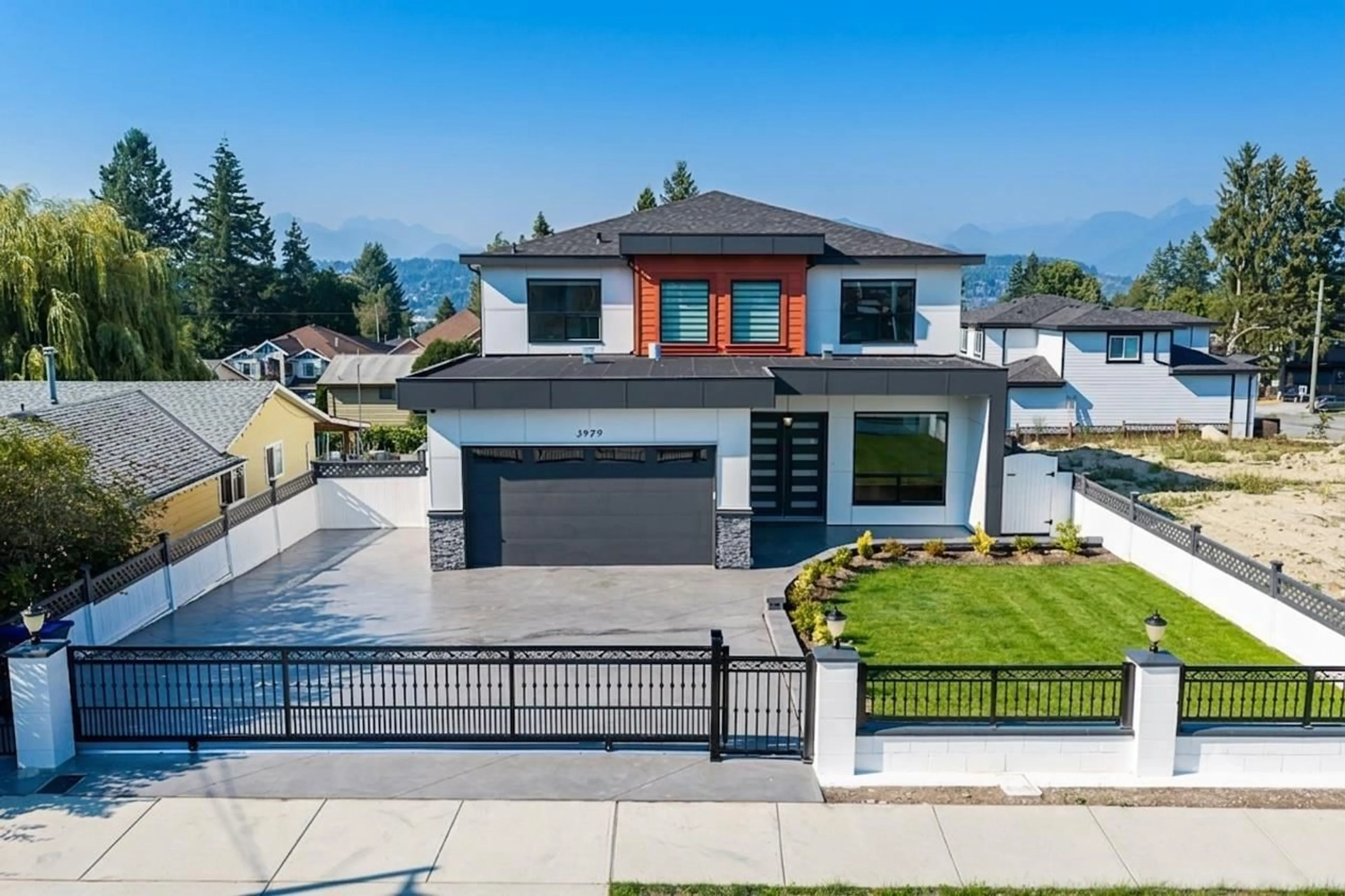 Unknown for 13979 113 AVENUE, Surrey British Columbia V3R2K2