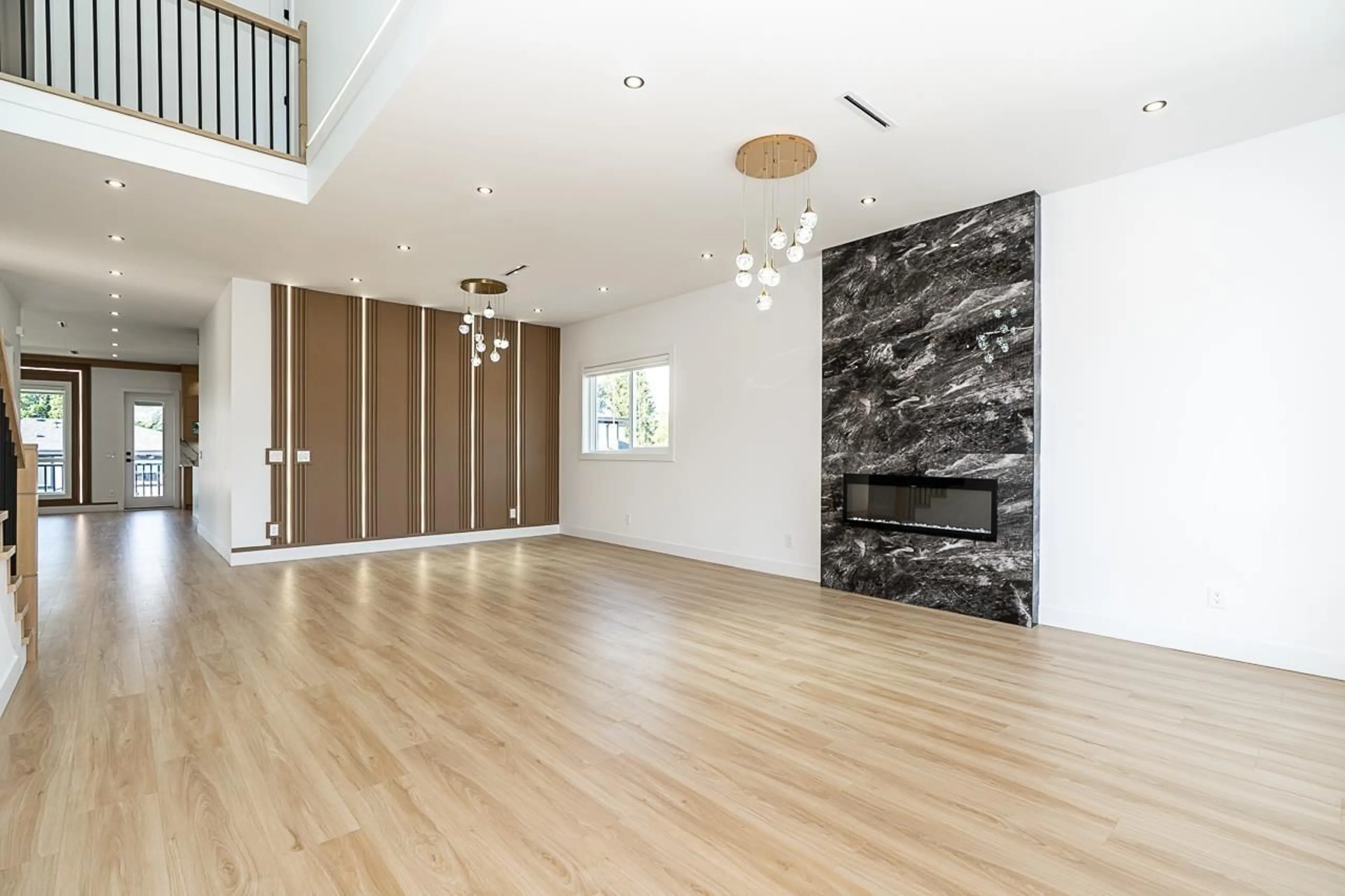 Unknown for 13979 113 AVENUE, Surrey British Columbia V3R2K2