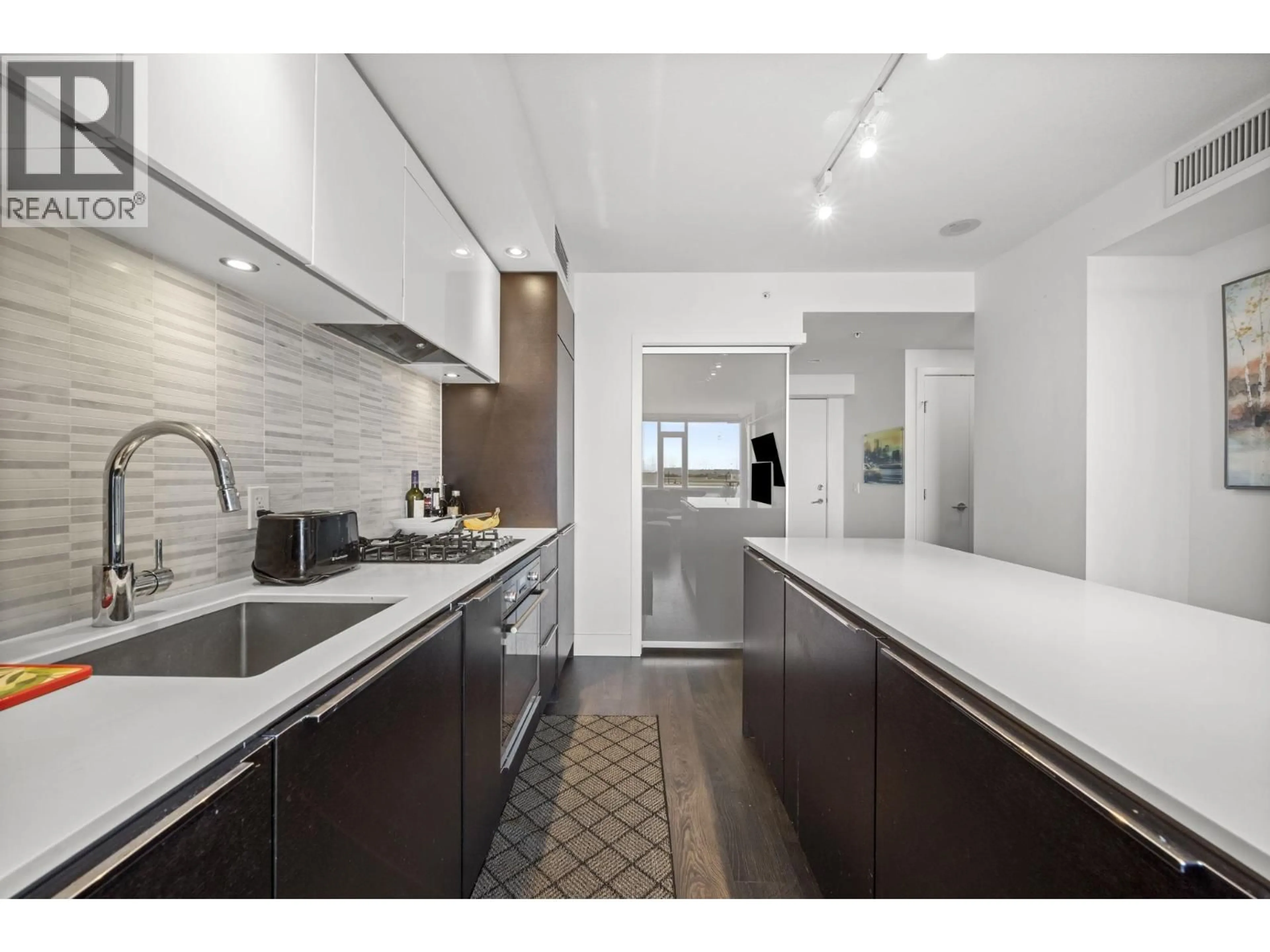 Unknown for 1007 - 5233 GILBERT ROAD, Richmond British Columbia V7C0B3