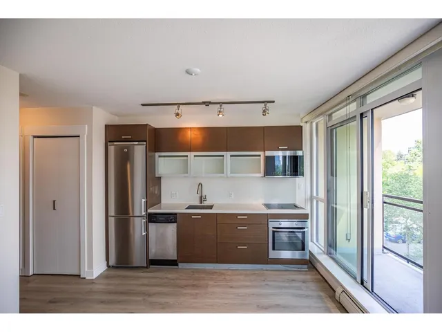 404 - 13380 108TH AVENUE, Surrey 3