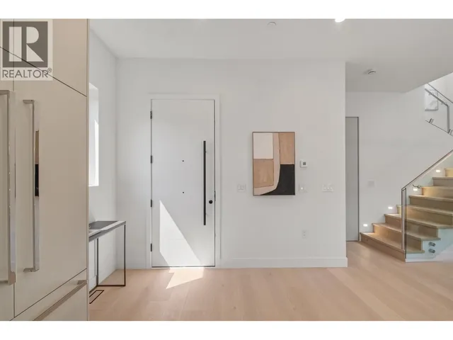 2236 5TH AVENUE, Vancouver 5
