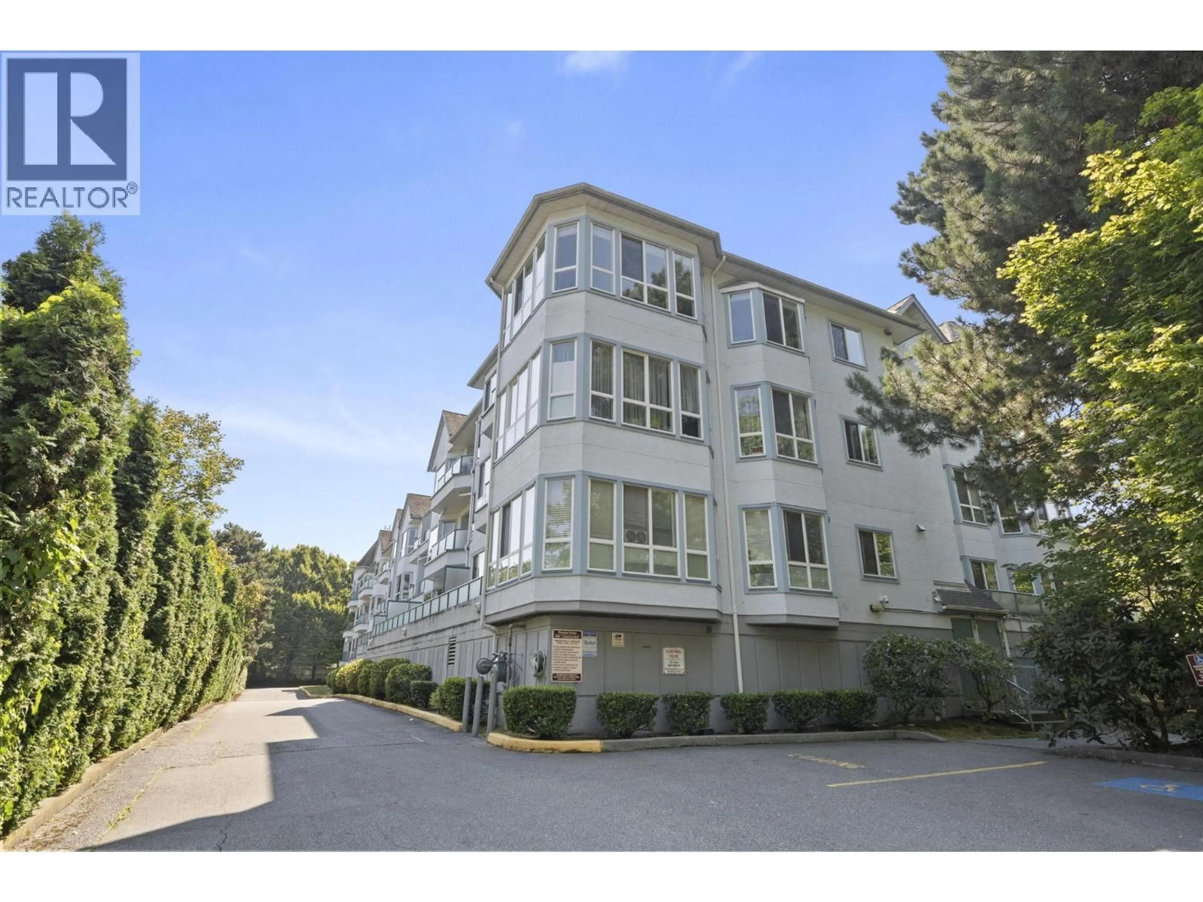 A pic from outside/outdoor area/front of a property/back of a property/a pic from drone, building for 109 - 8680 LANSDOWNE ROAD, Richmond British Columbia V6X1B9