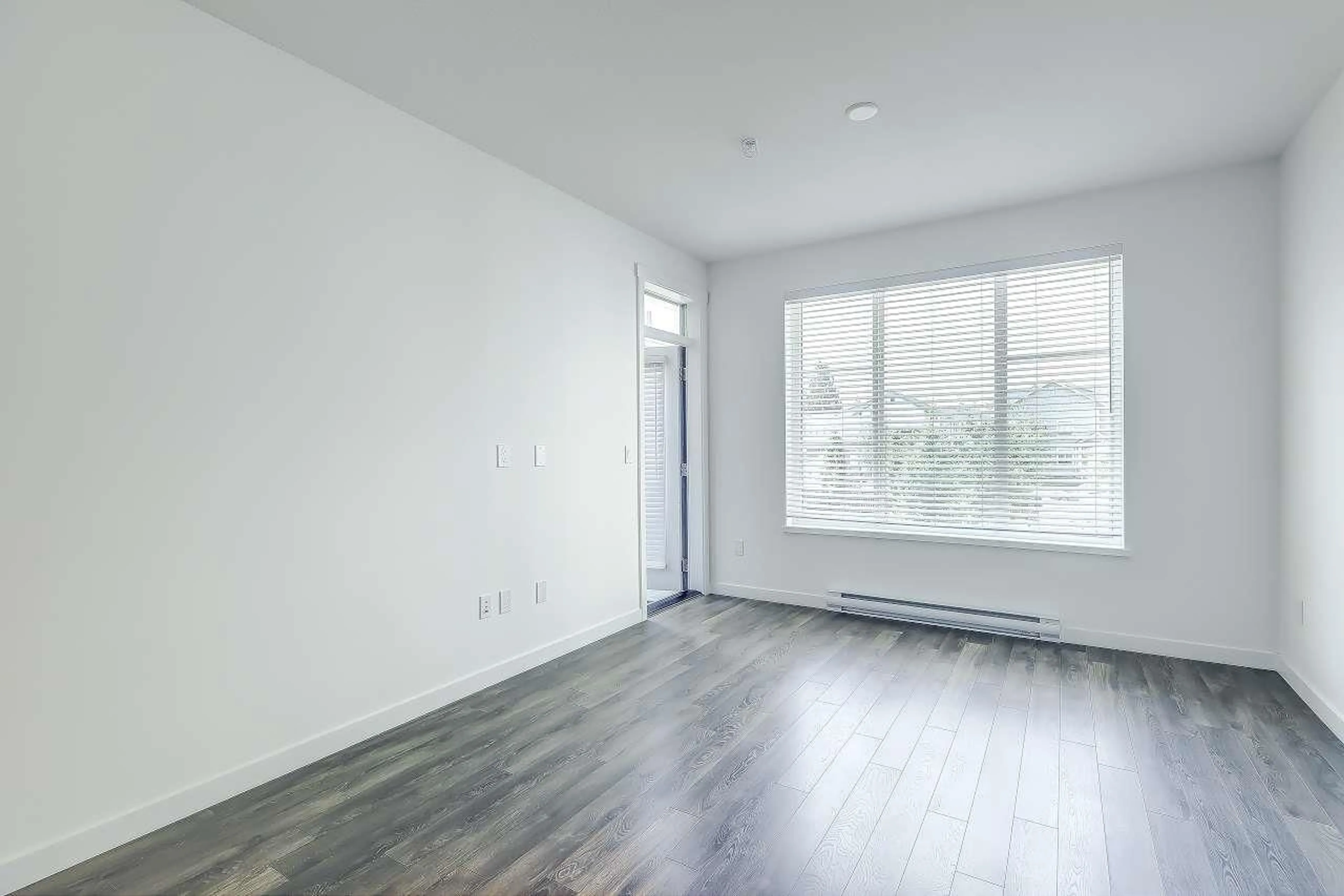 A pic of a room for 215 - 15825 85 AVENUE, Surrey British Columbia V4N6W9