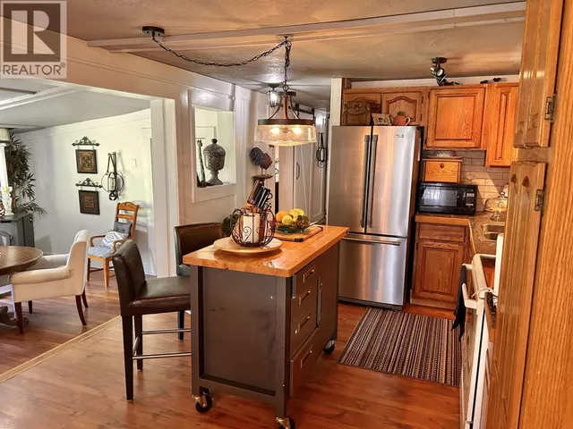 1122 ELLISON ROAD, Quesnel 5