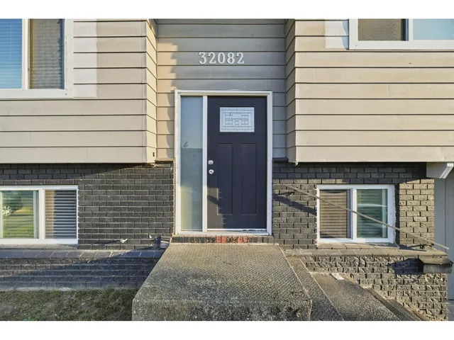 32082 AUSTIN AVENUE, Abbotsford 2