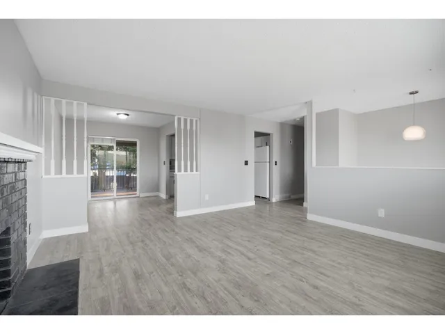 32082 AUSTIN AVENUE, Abbotsford 5