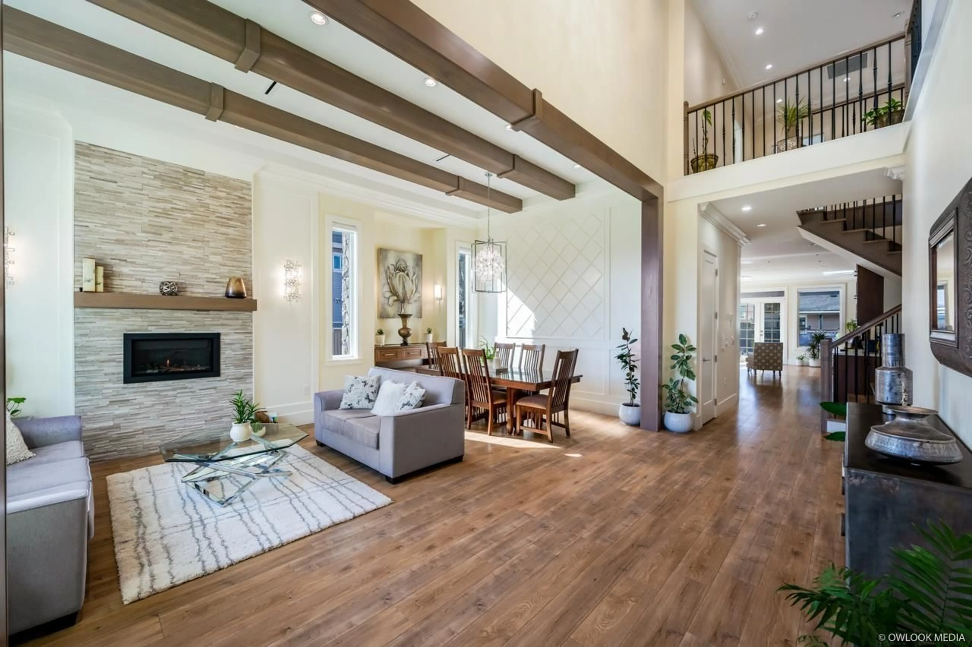 Living room with furniture, wood/laminate floor for 12901 92A AVENUE, Surrey British Columbia V3V1K1