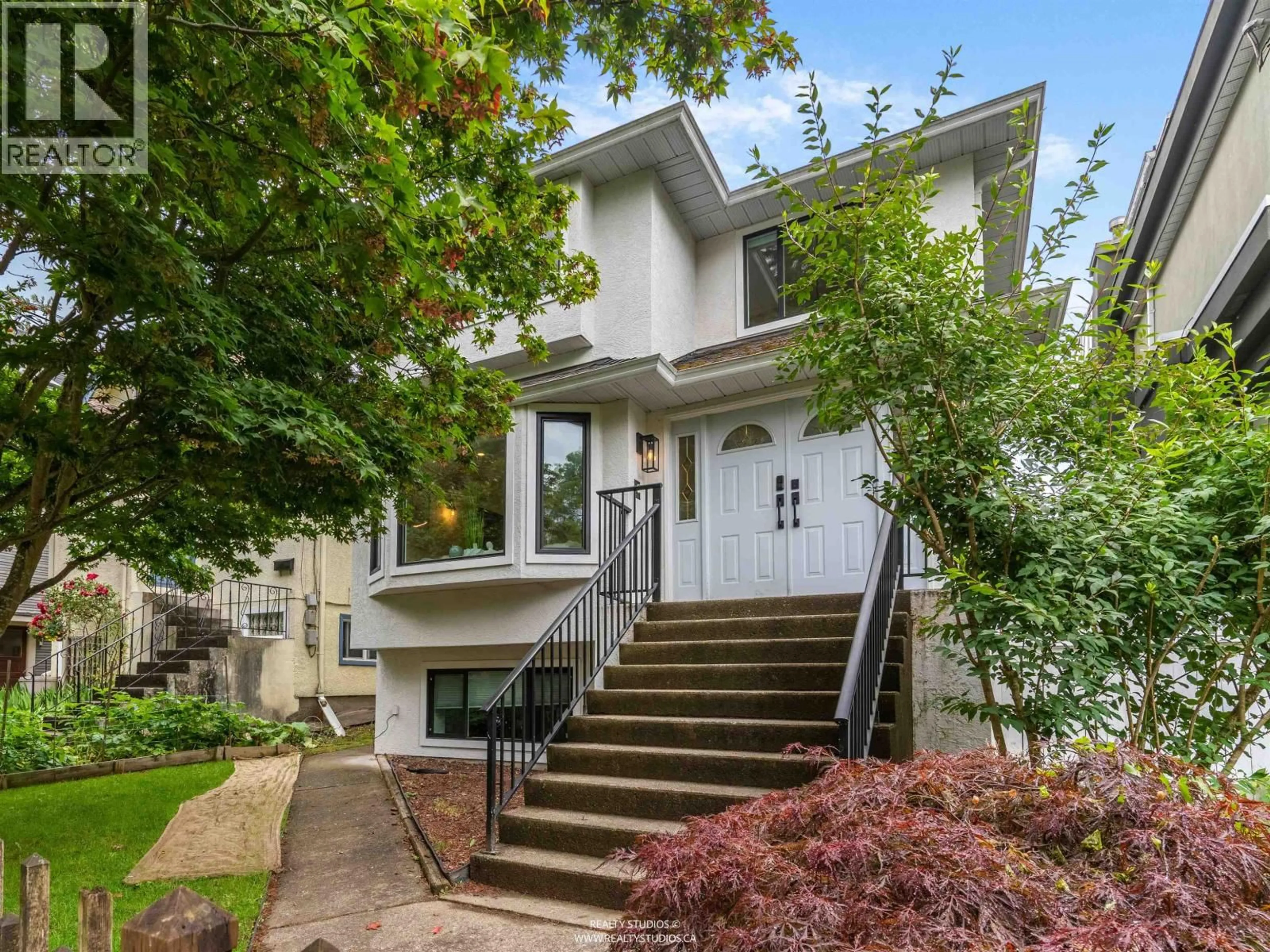 Home with vinyl exterior material, street for 4588 JAMES STREET, Vancouver British Columbia V5V3J3