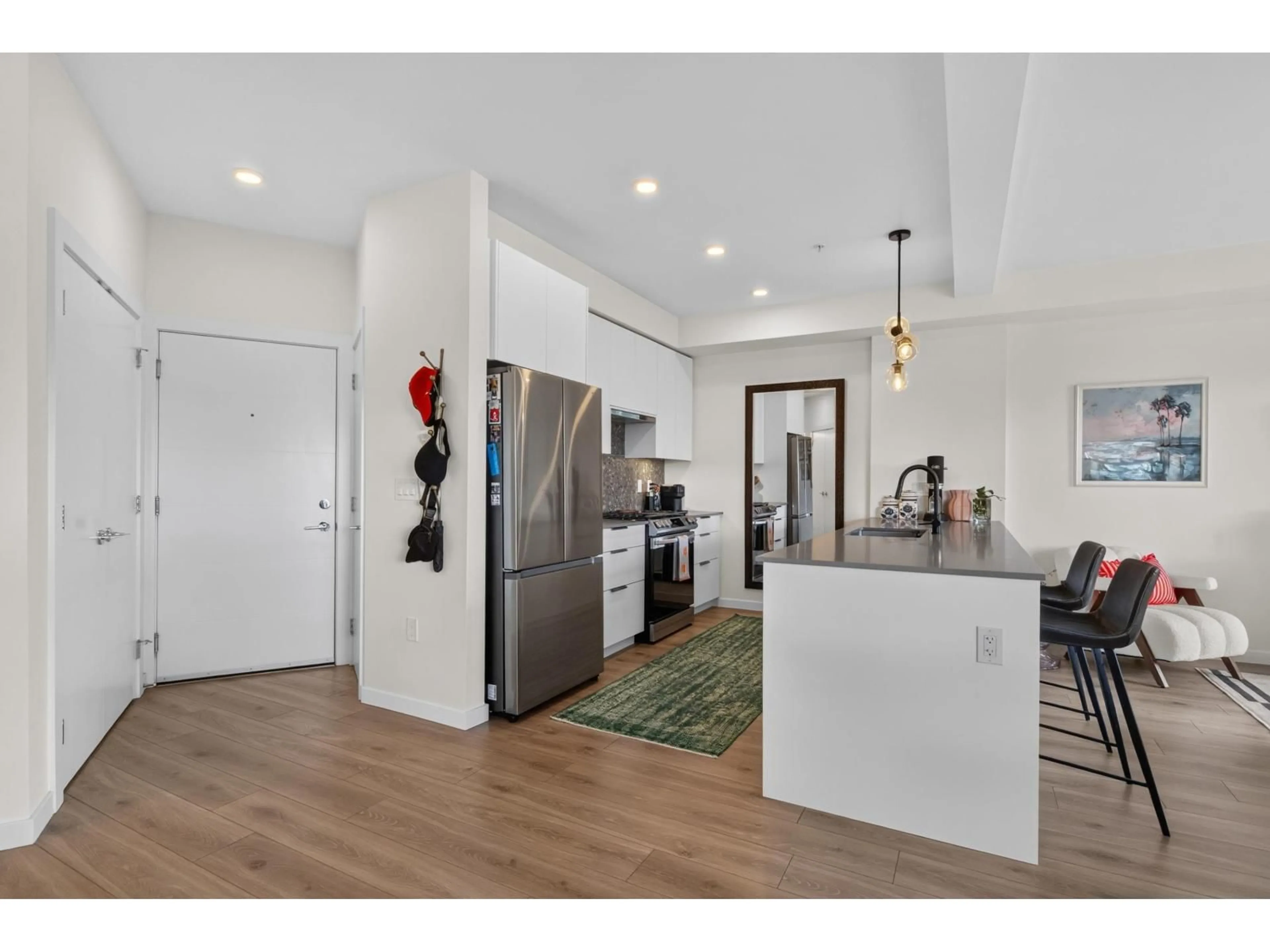 Open concept kitchen, unknown for 516 - 7920 206 STREET, Langley British Columbia V2Y3X1